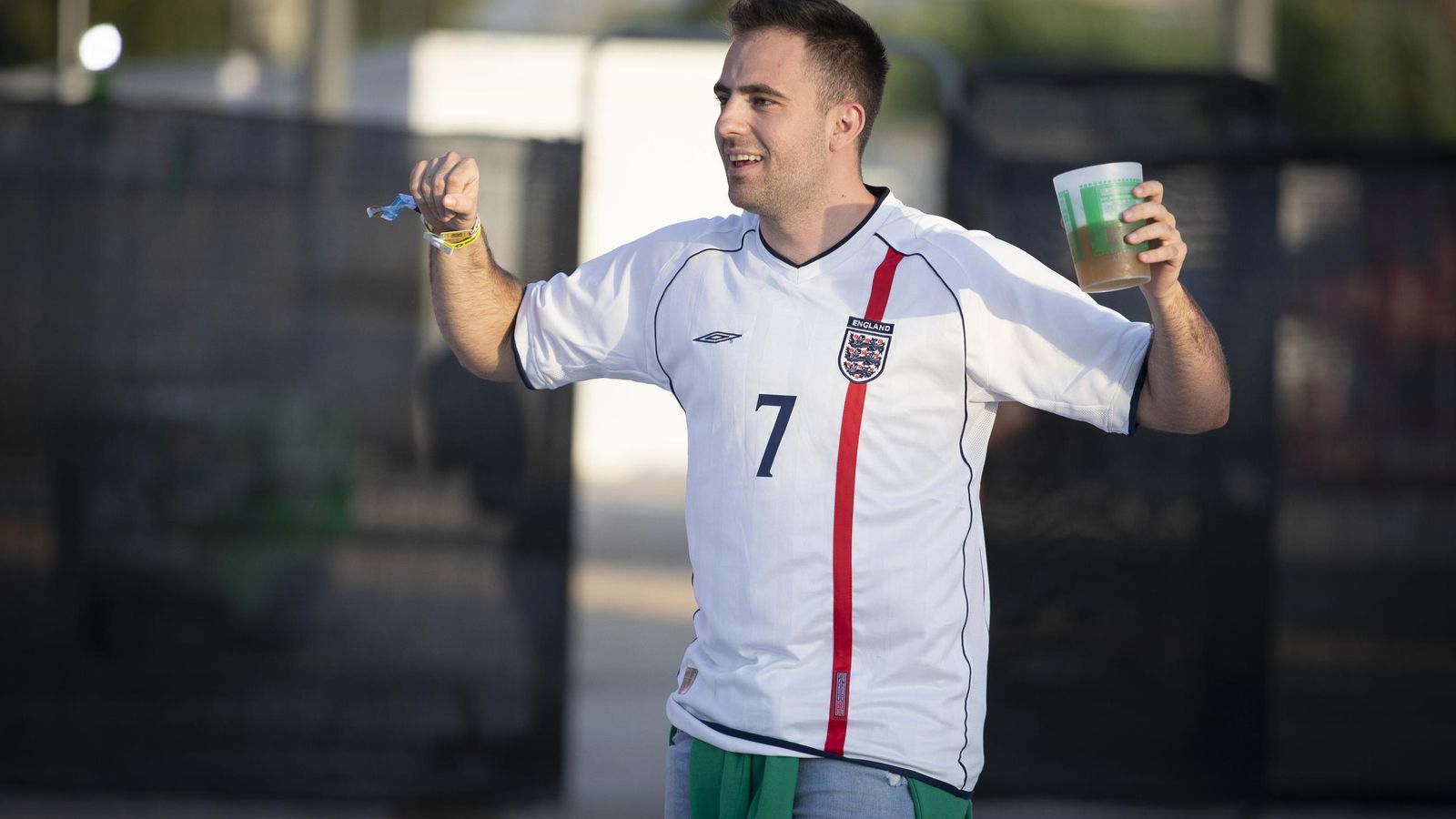 Una de tantas camisetas de fútbol que ahora se han convertido en prenda para ir a festivales