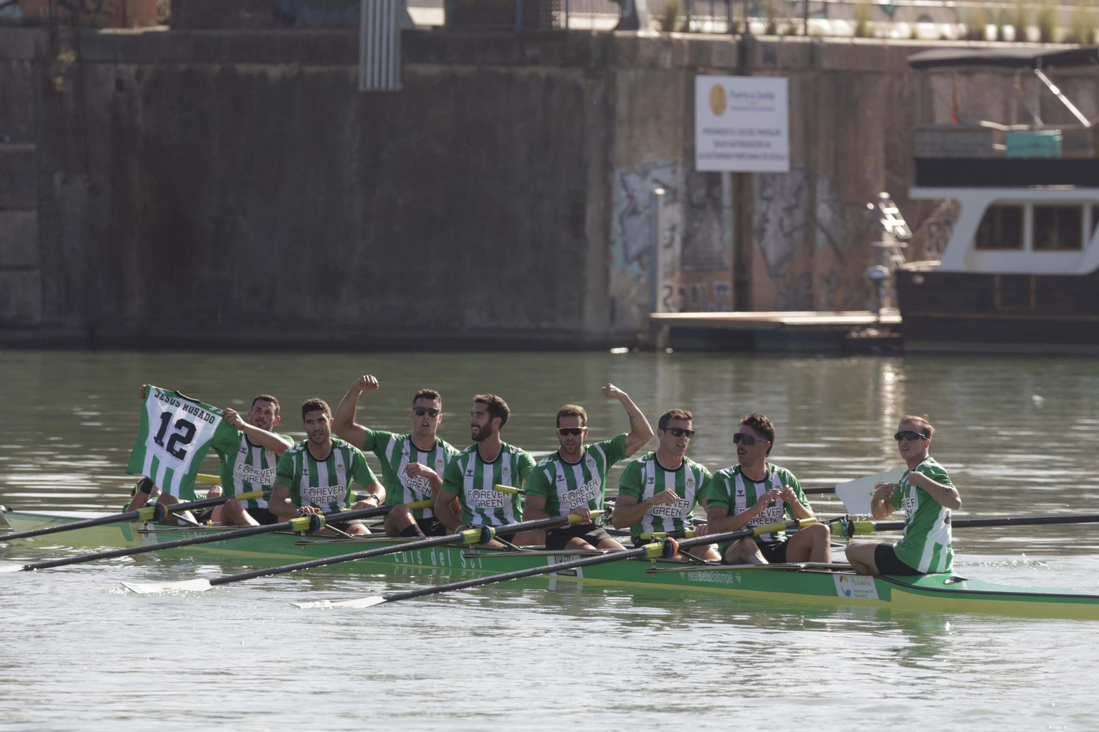 Las mejores imágenes de la Regata Sevilla-Betis