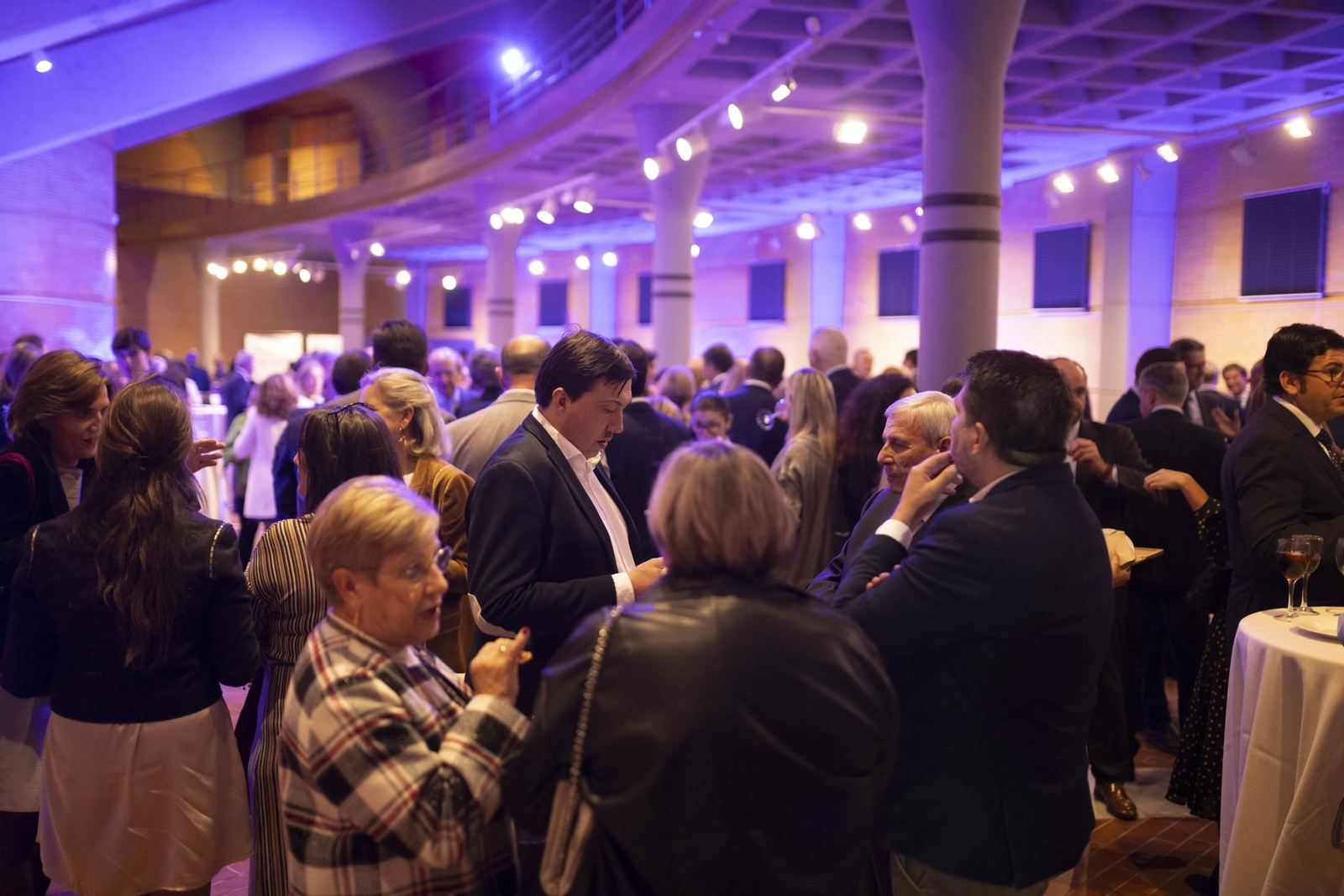 Imágenes de la recepción a los invitados a la gala del 40 aniversario de Huelva Información