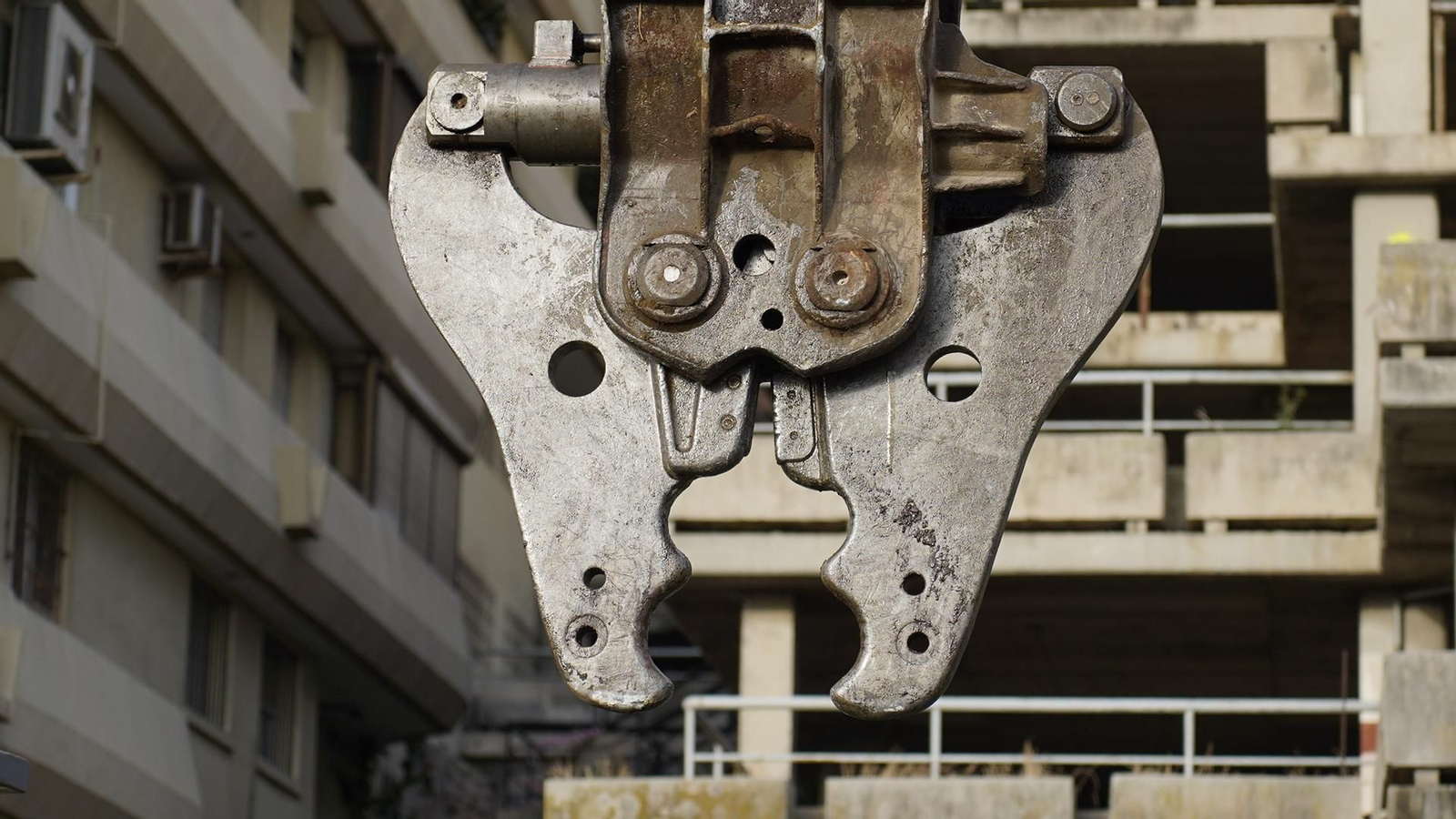 Fotografías de la demolición del edificio escalinata en Algeciras