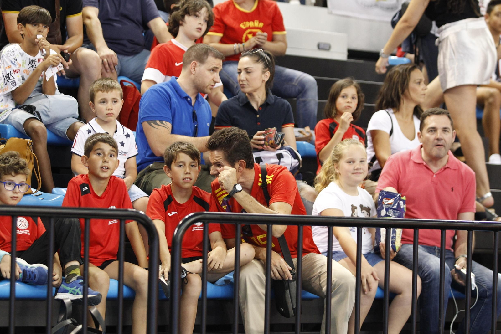 Fotogalería España-Suecia. Balonmano. Palacio Juegos Mediterráneos. Almería