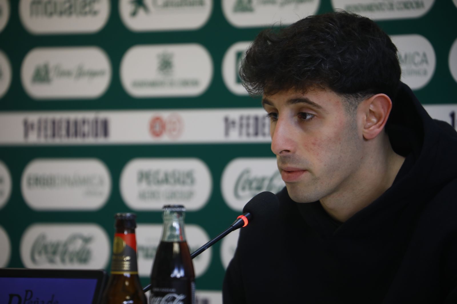 La presentación de Marco Camus en el Córdoba CF, en imágenes