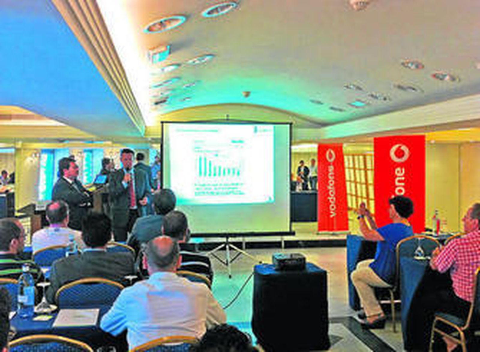 Puesta de largo del acuerdo entre Vodafone e Hispatec.