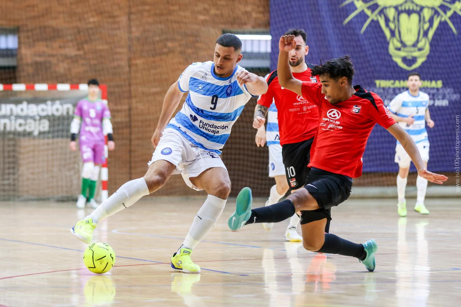 El Málaga Ciudad Redonda se deja un empate con La Nucía (2-2)
