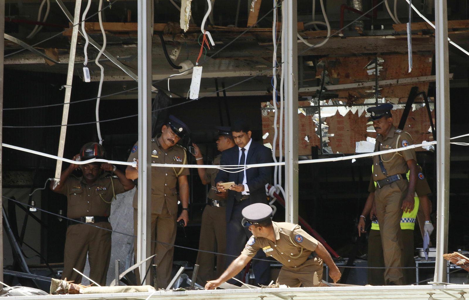 Las imágenes de las explosiones del domingo sangriento de Sri Lanka