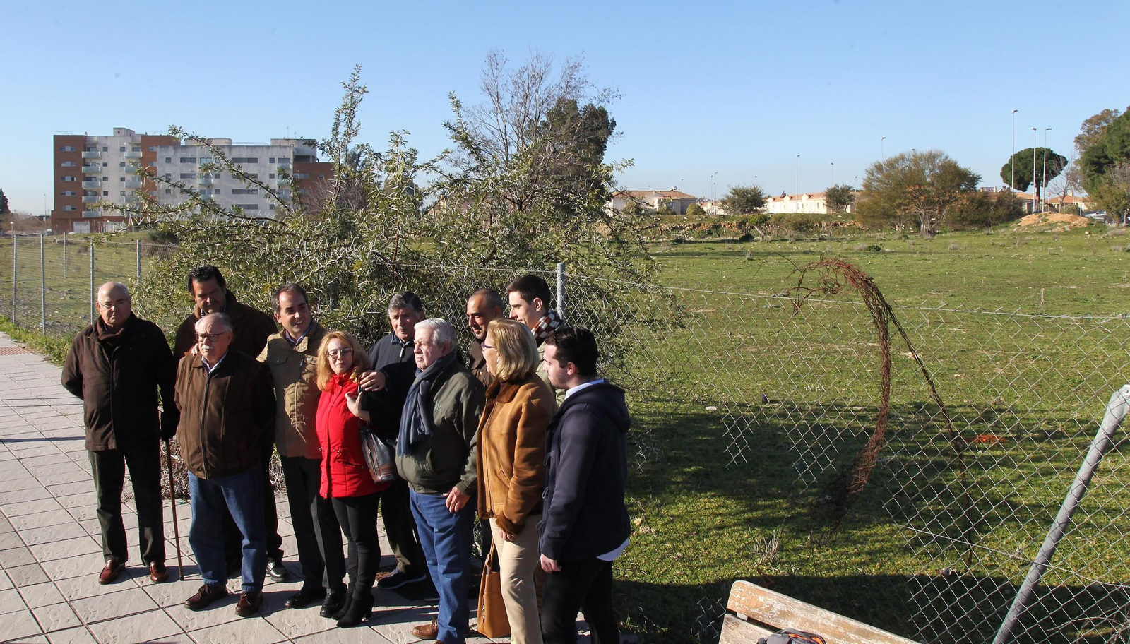 Saldaña acompañado ayer por miembros de Solidaridad y Punta del Norte. Saldaña acompañado ayer por miembros de Solidaridad y Punta del Norte.