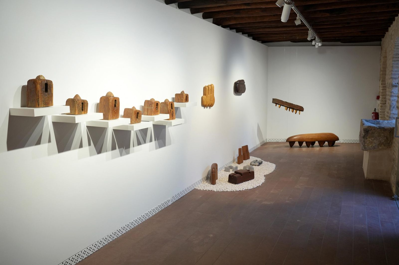 La exposición 'Rastros de Jordania' de Anees Maani en Casa Árabe de Córdoba, en imágenes