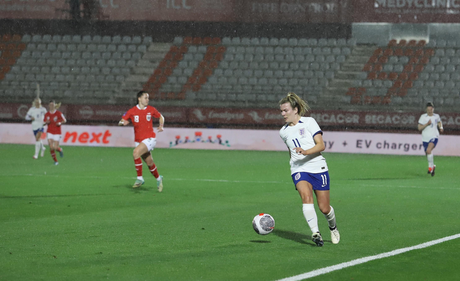 LAS FOTOS DEL AMISTOSO INGLATERRA-AUSTRIA FEMENINO EN ALGECIRAS