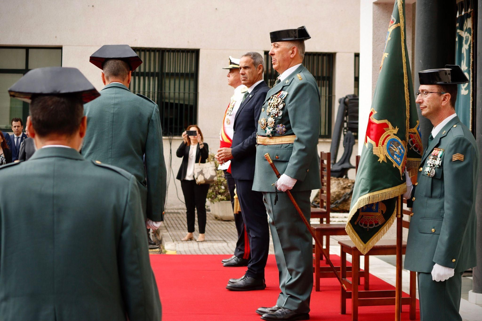 Imágenes del 179 aniversario de la Guardia Civil en Cádiz