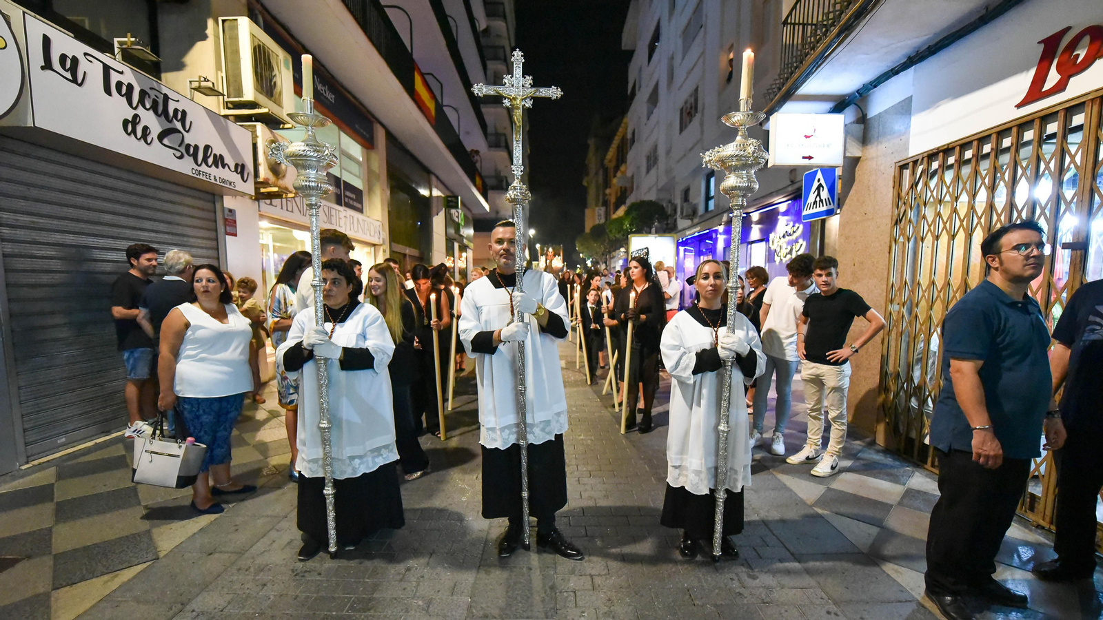 La Magna Mariana de Algeciras por la calle Convento, en imagenes