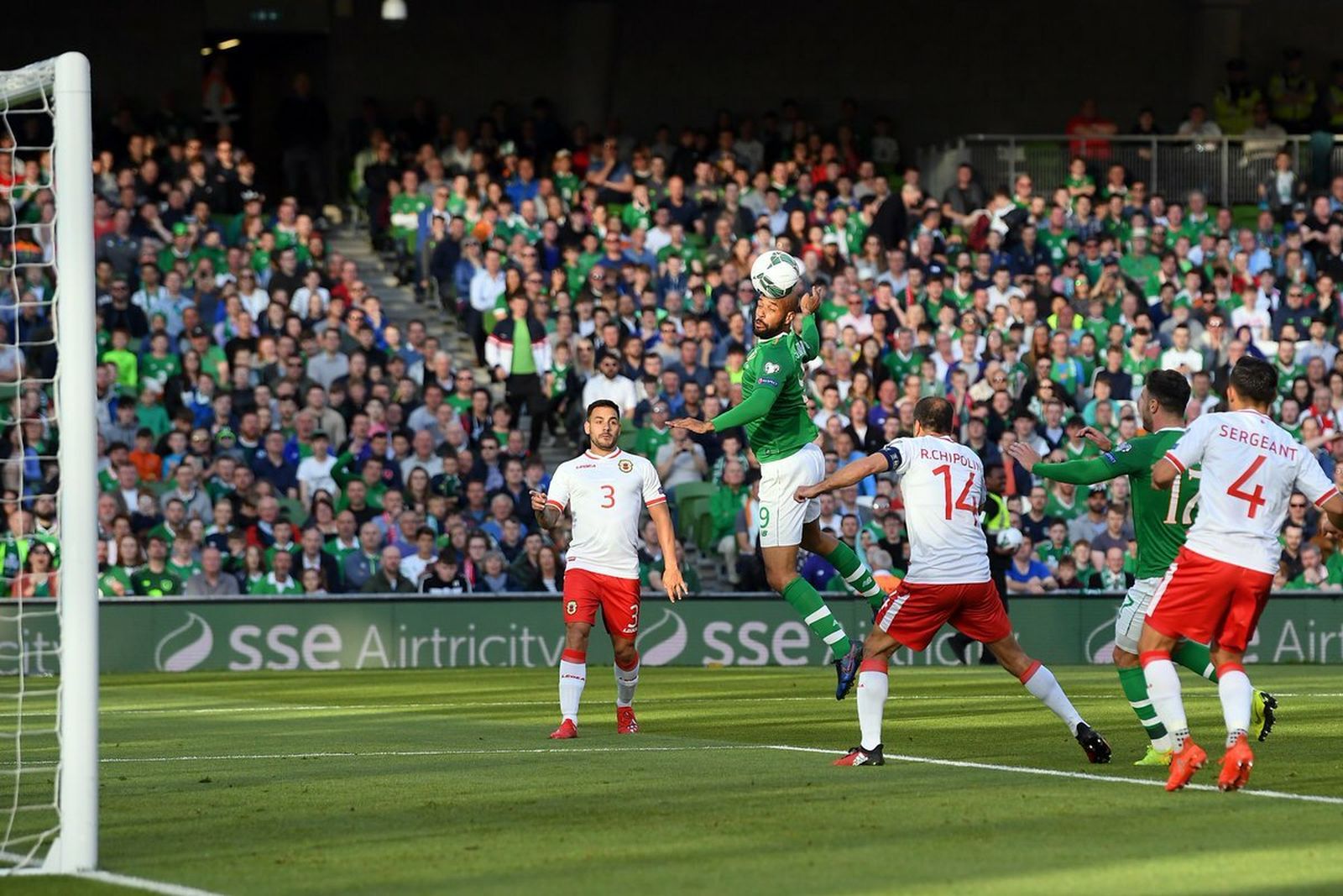 Una acción del Irlanda-Gibraltar.
