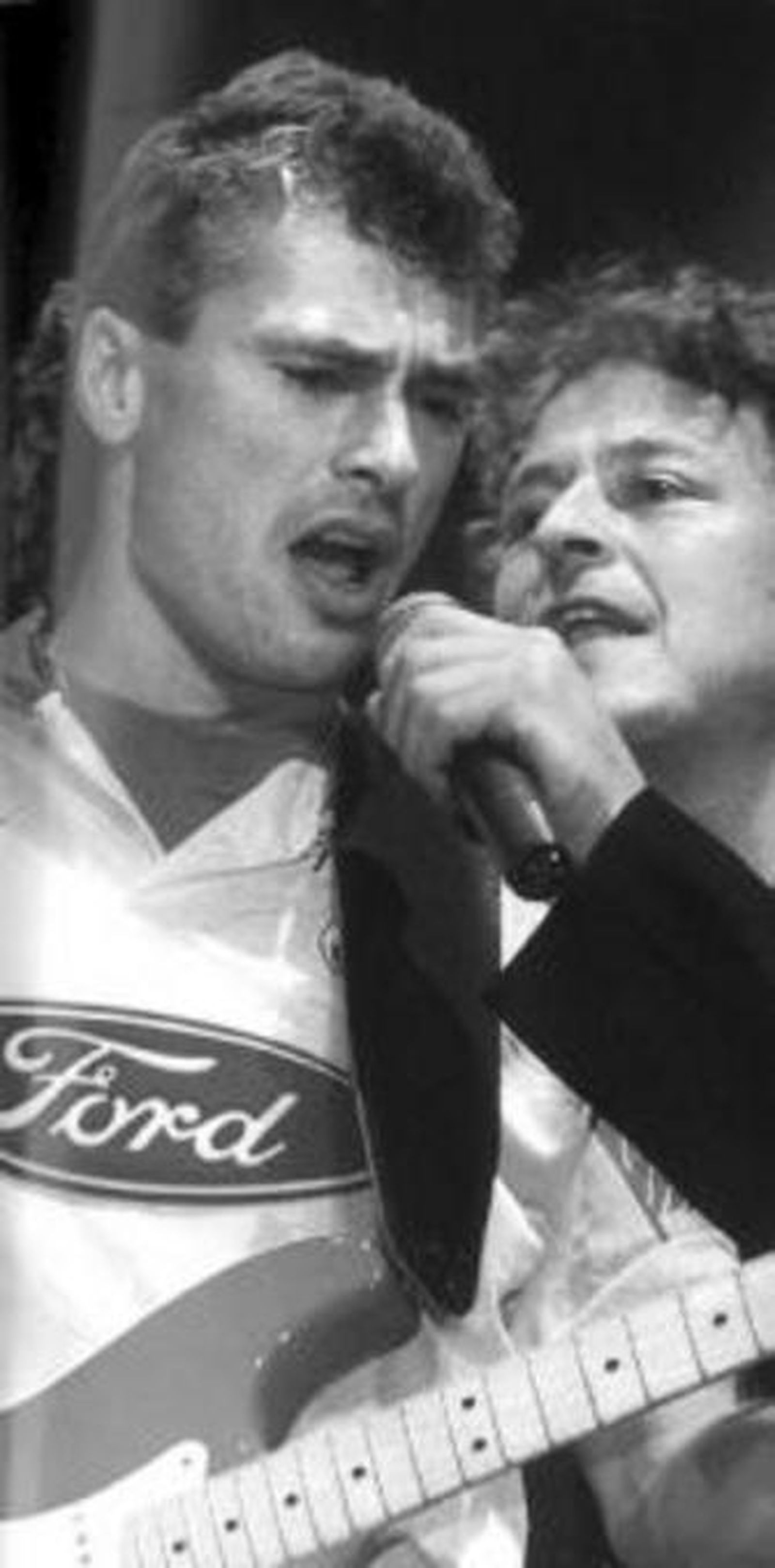 Anton Polster, ahora cantante.