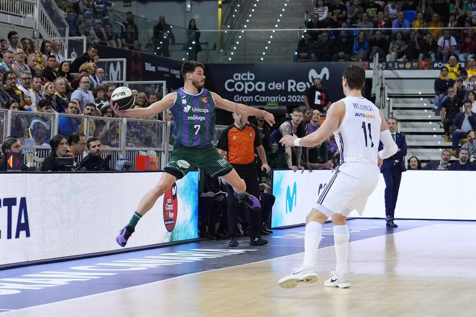 El Unicaja, campeón de Copa: Todas las imágenes del partido, la fiesta y la llegada a Málaga
