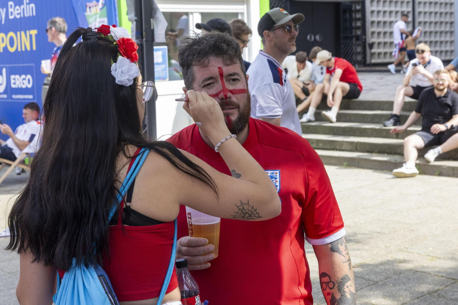 Las fotos de los aficionados de España e Inglaterra antes de la final