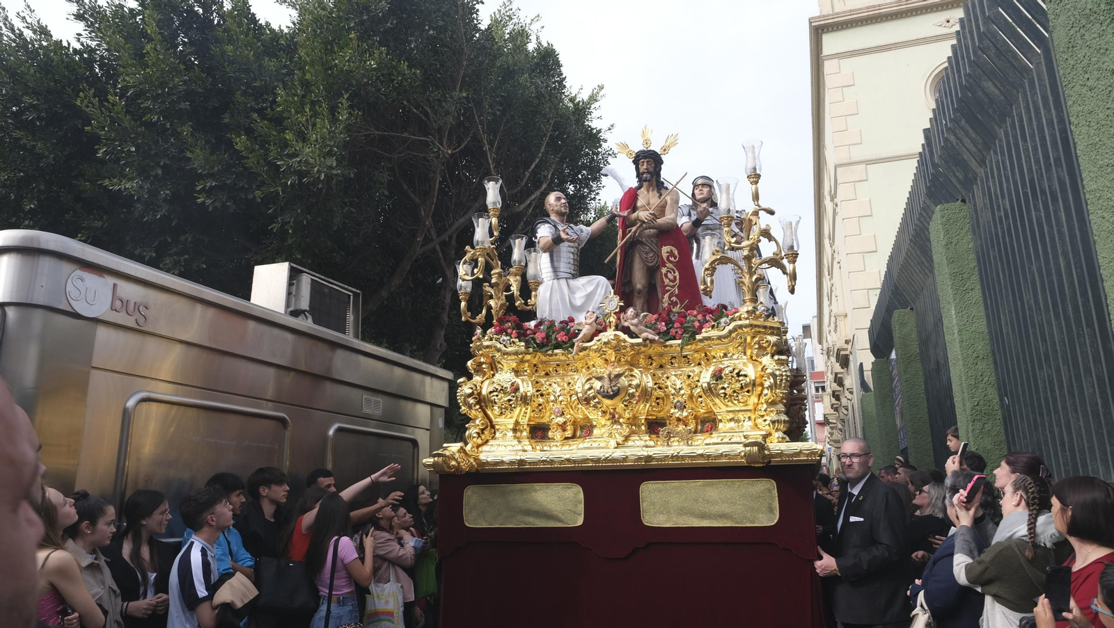 La procesión de Coronación en Almería, en imágenes