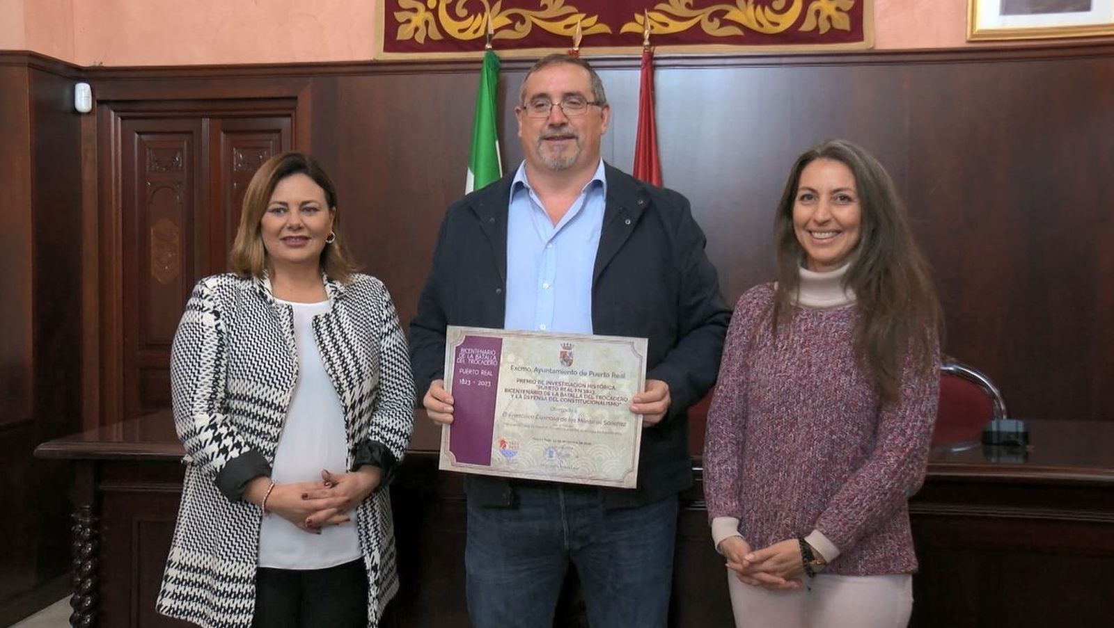 Amaya, Espinosa de los Monteros y Silva, en la entrega del premio