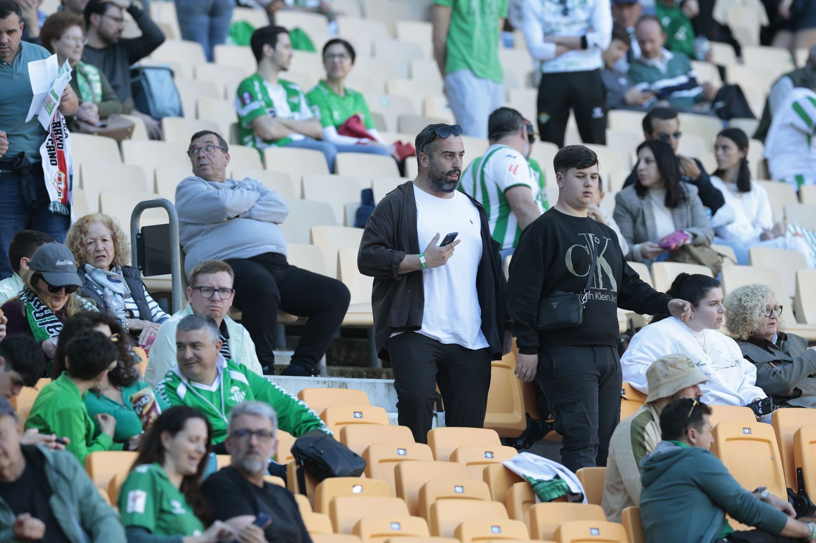 Búscate en las fotos del Betis - Rayo