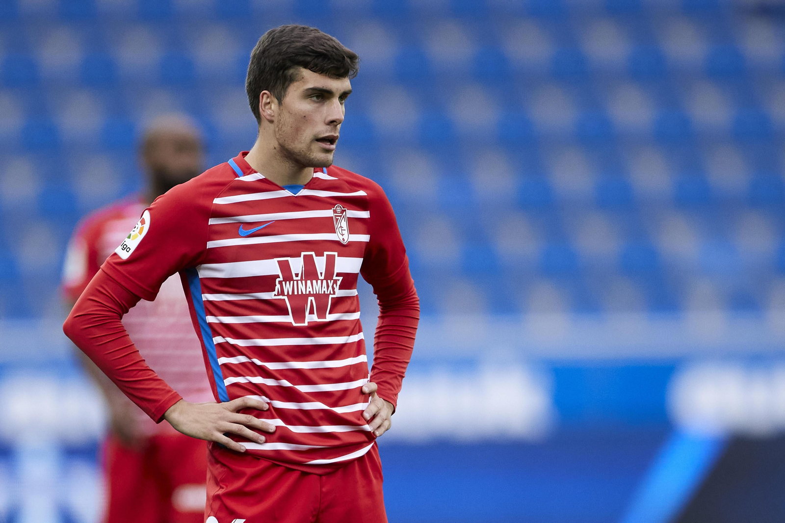 Soro volvió a ser titular con el Granada.