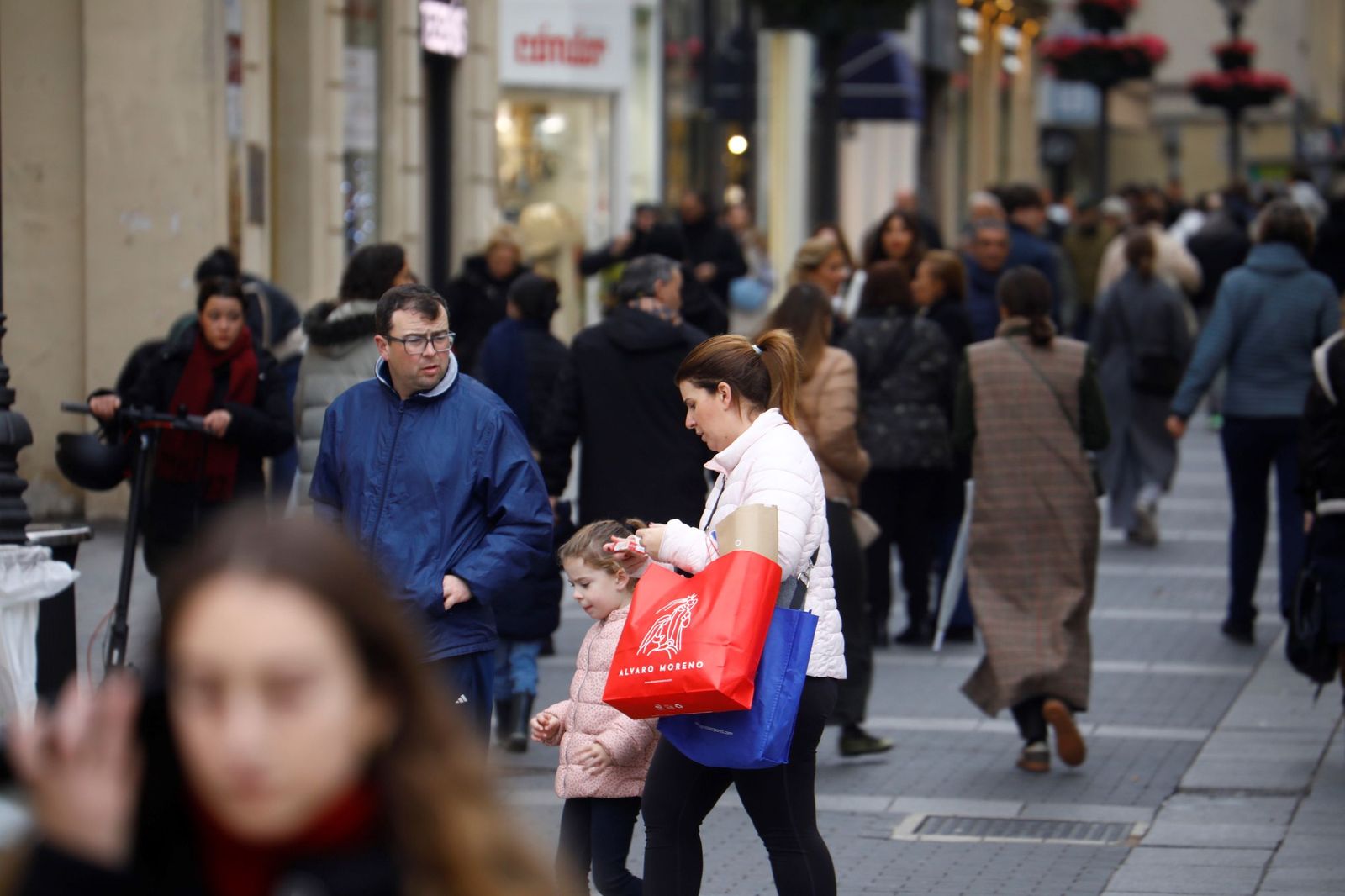 Los cordobeses ultiman las compras de Navidad, en imágenes