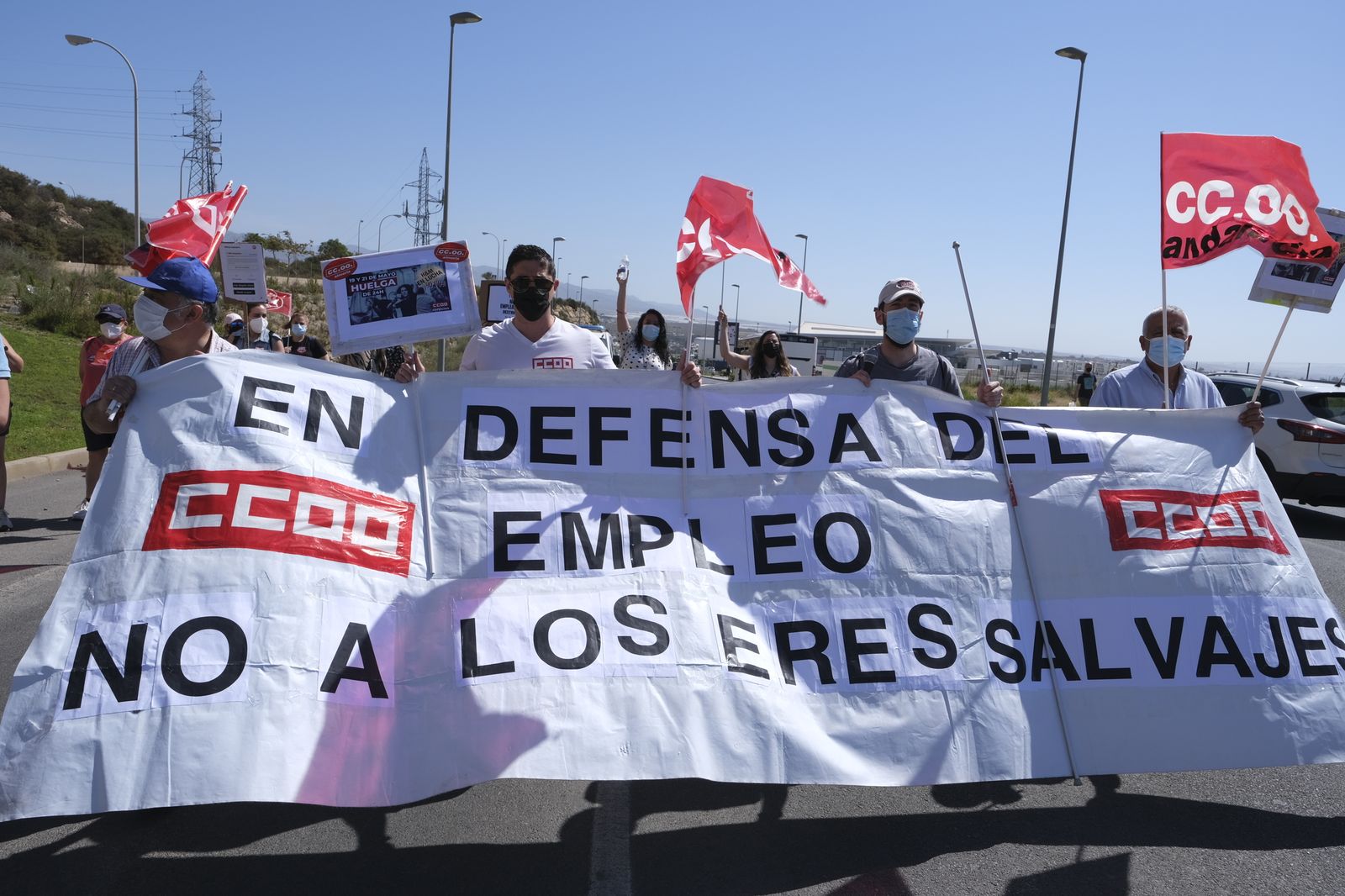 Fotogalería protestas trabajadores H&M Almería