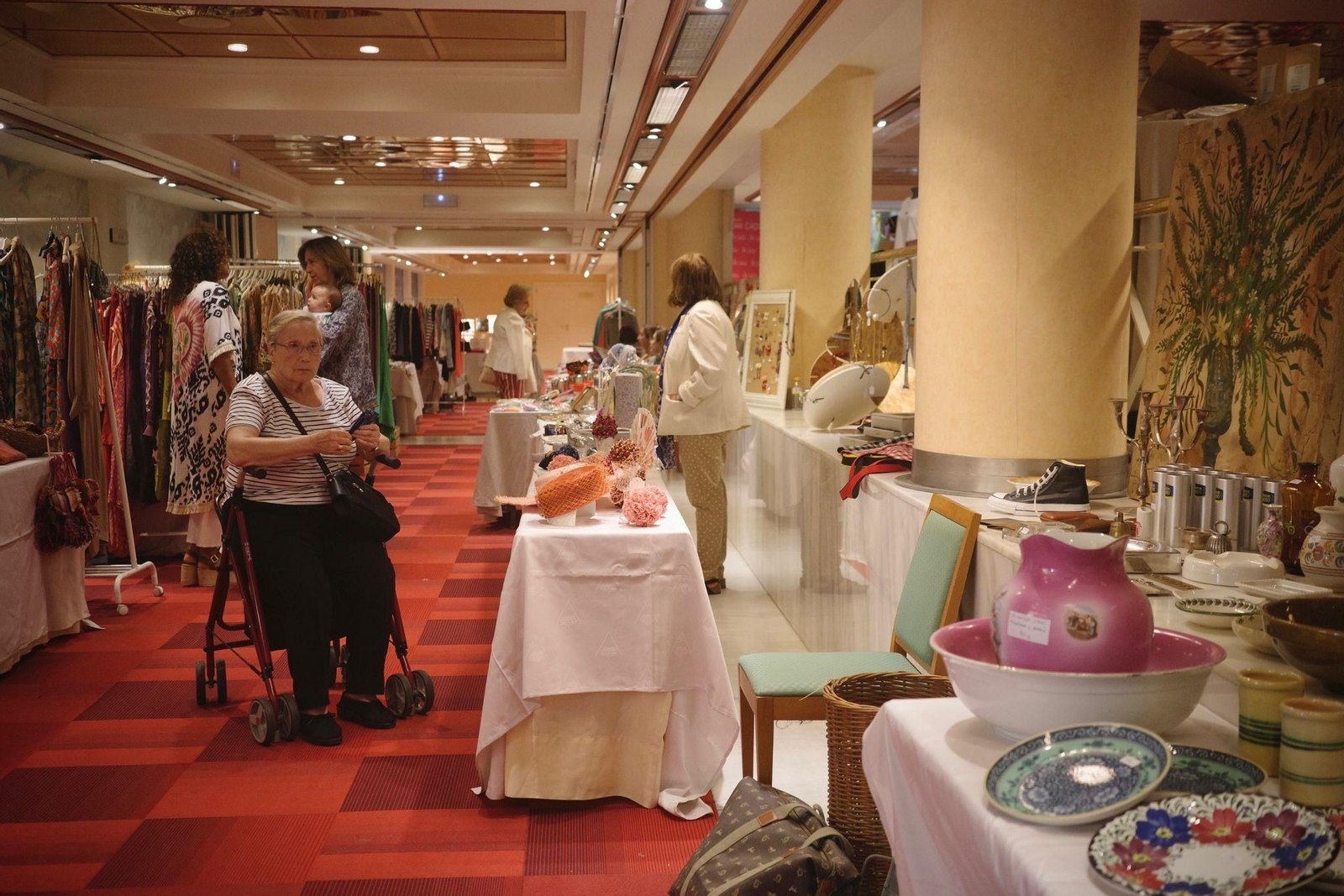 Las imágenes del Mercarastro Solidario de Prodean en Cádiz