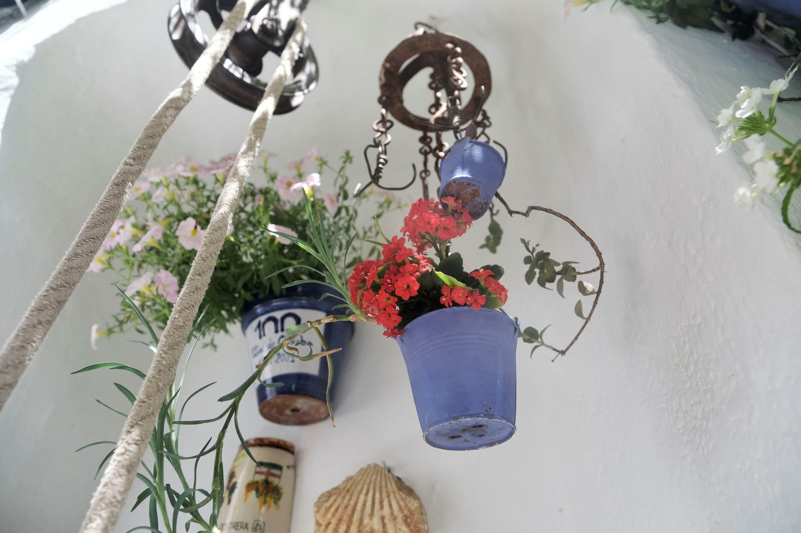 Los Patios de Córdoba se llenan de turistas en su primer fin de semana, en imágenes