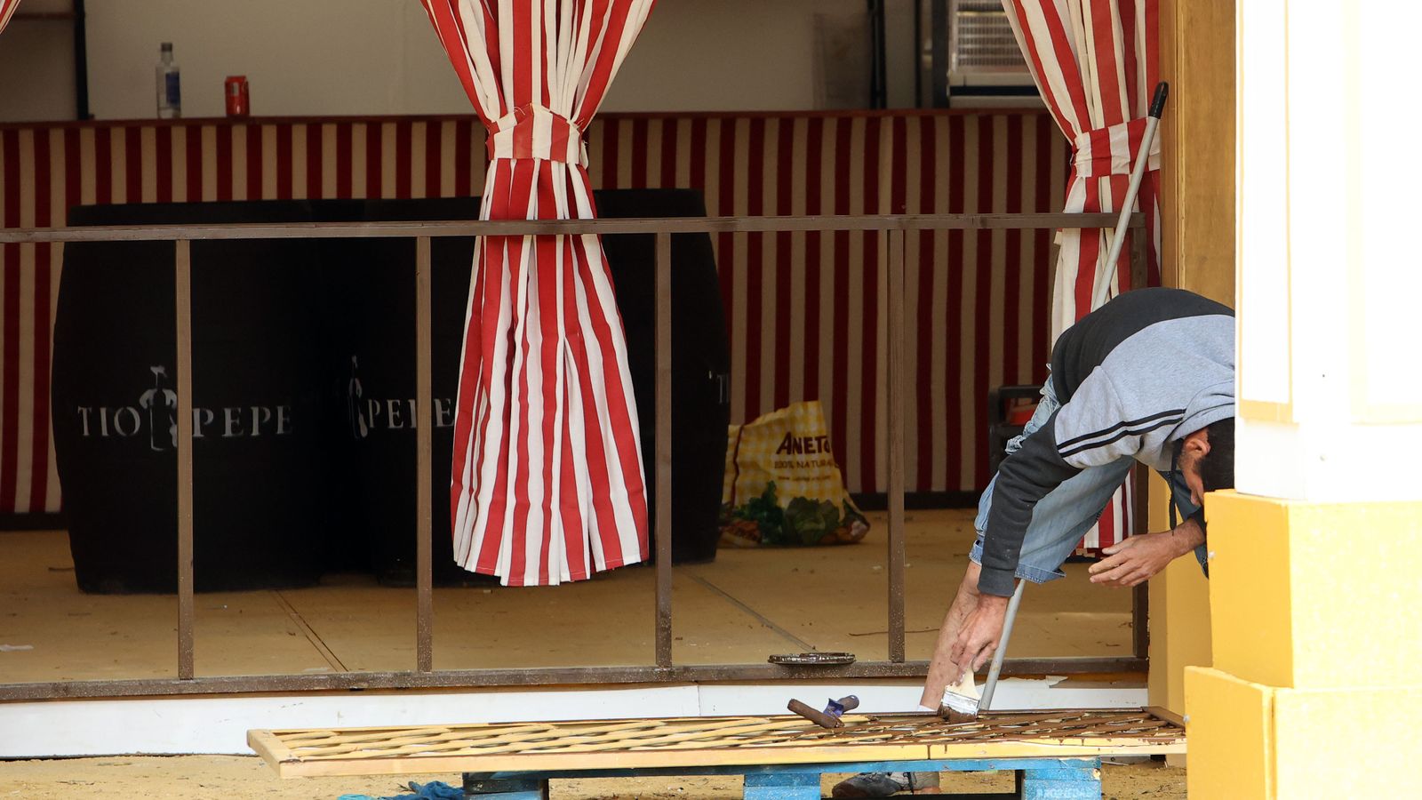 Preparativos en la Feria del Caballo 2024 de Jerez