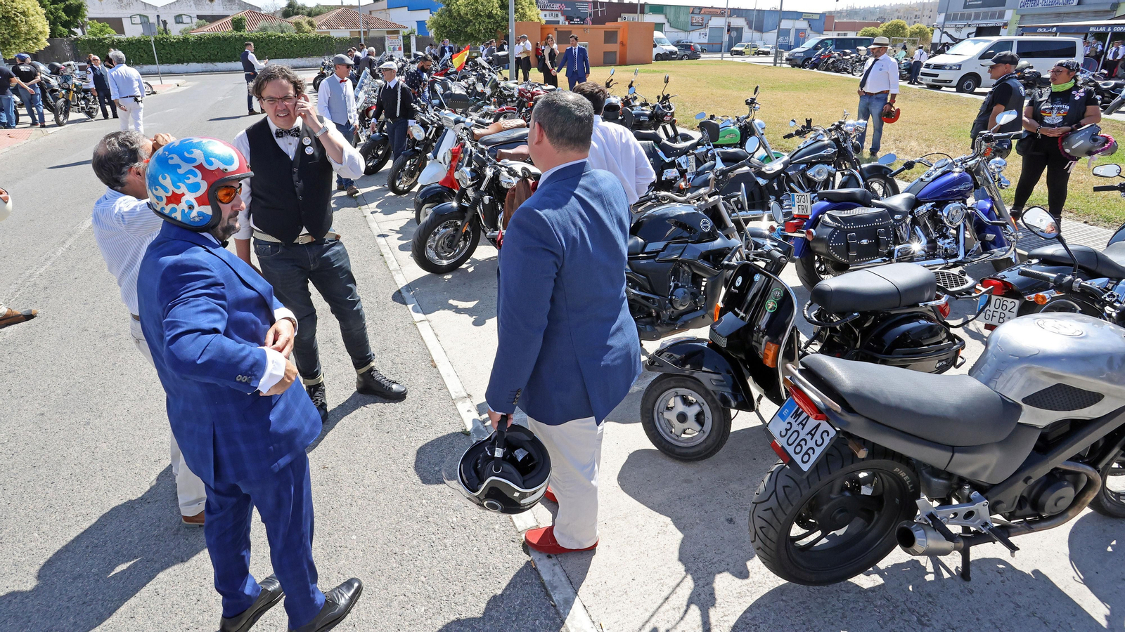 Búscate en el evento motero solidario "The Distinguished Gentleman´s Ride" en Jerez
