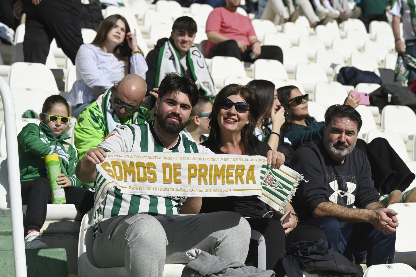 Las mejores fotos del ambiente en El Arcángel para el Córdoba CF - Eibar