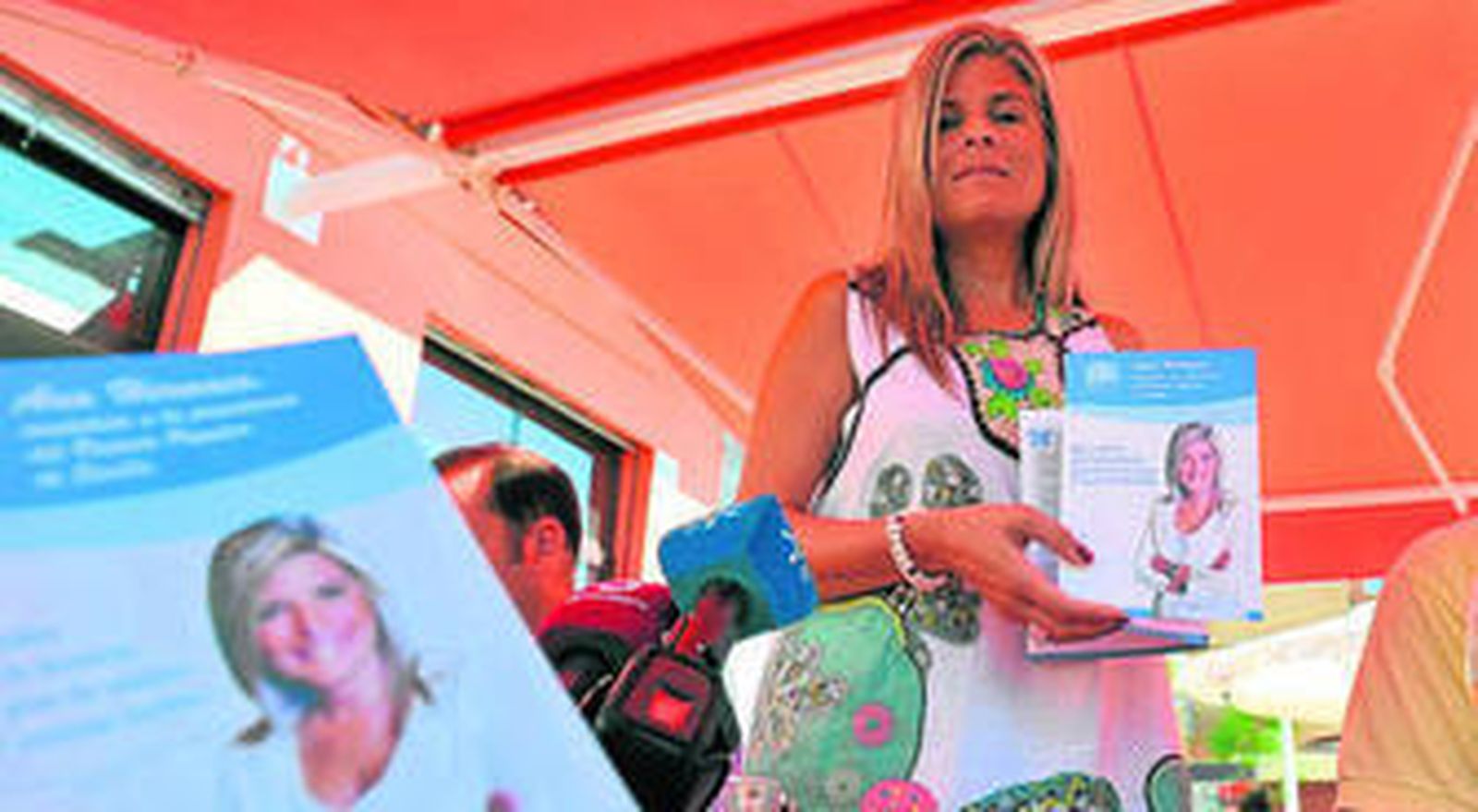 Hermoso se resiste a hablar de su imputación en el Pleno