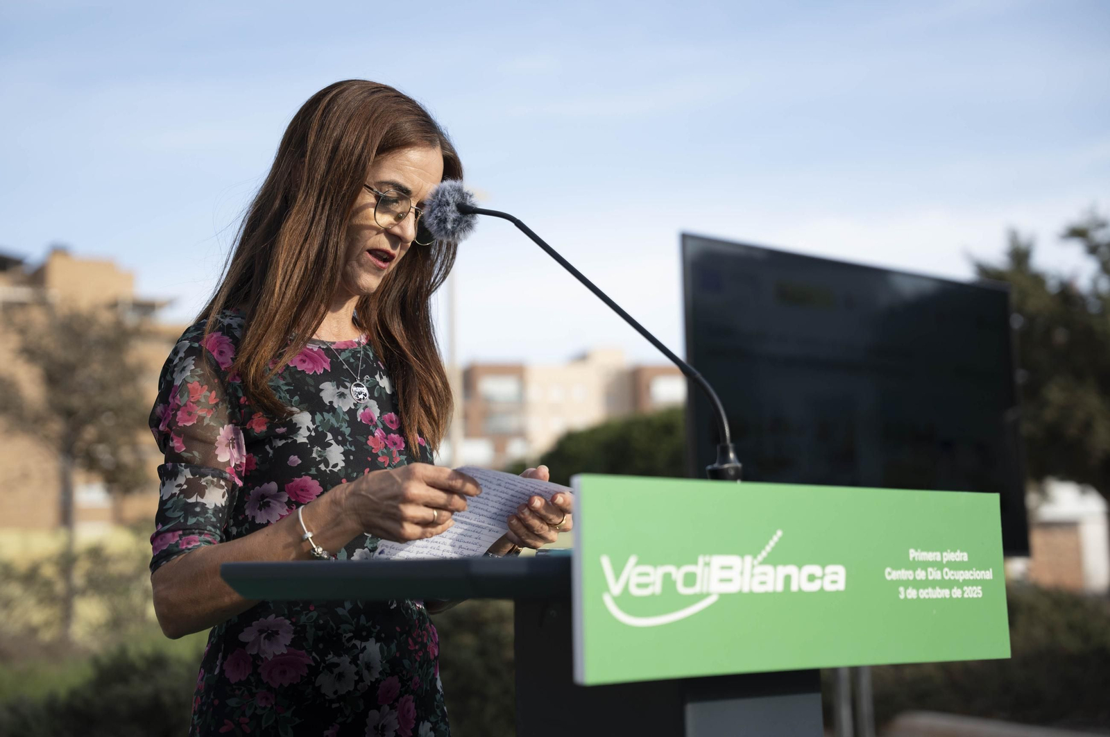 Las imágenes de la primera piedra del centro de día ocupacional Juan Goytisolo de Verdiblanca en Almería