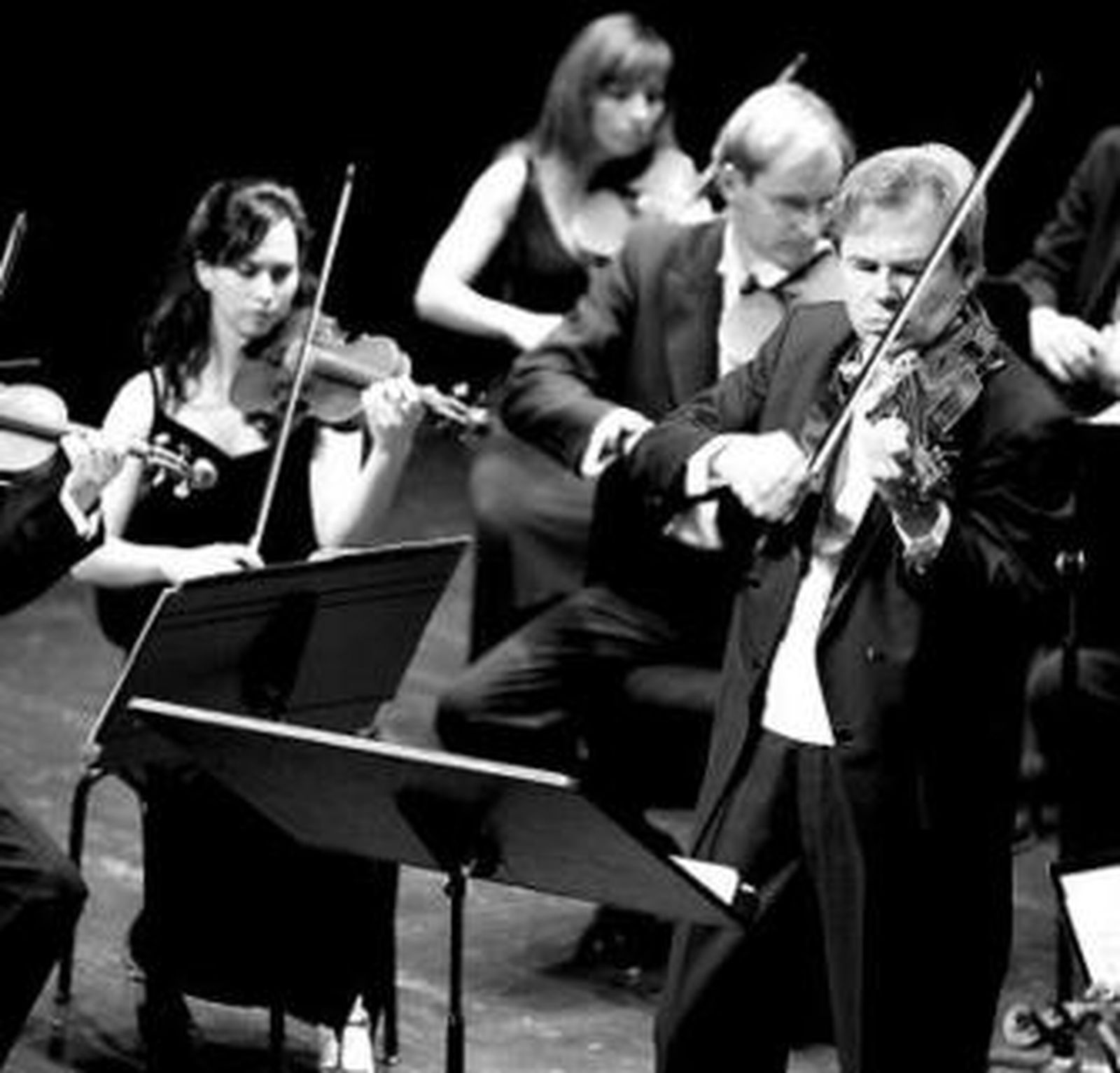 Skou-Larsen estuvo magistral con el violín.