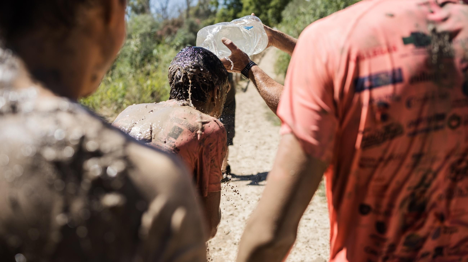 Búscate en la Carrera del Barro de La Barca de la Florida 2024