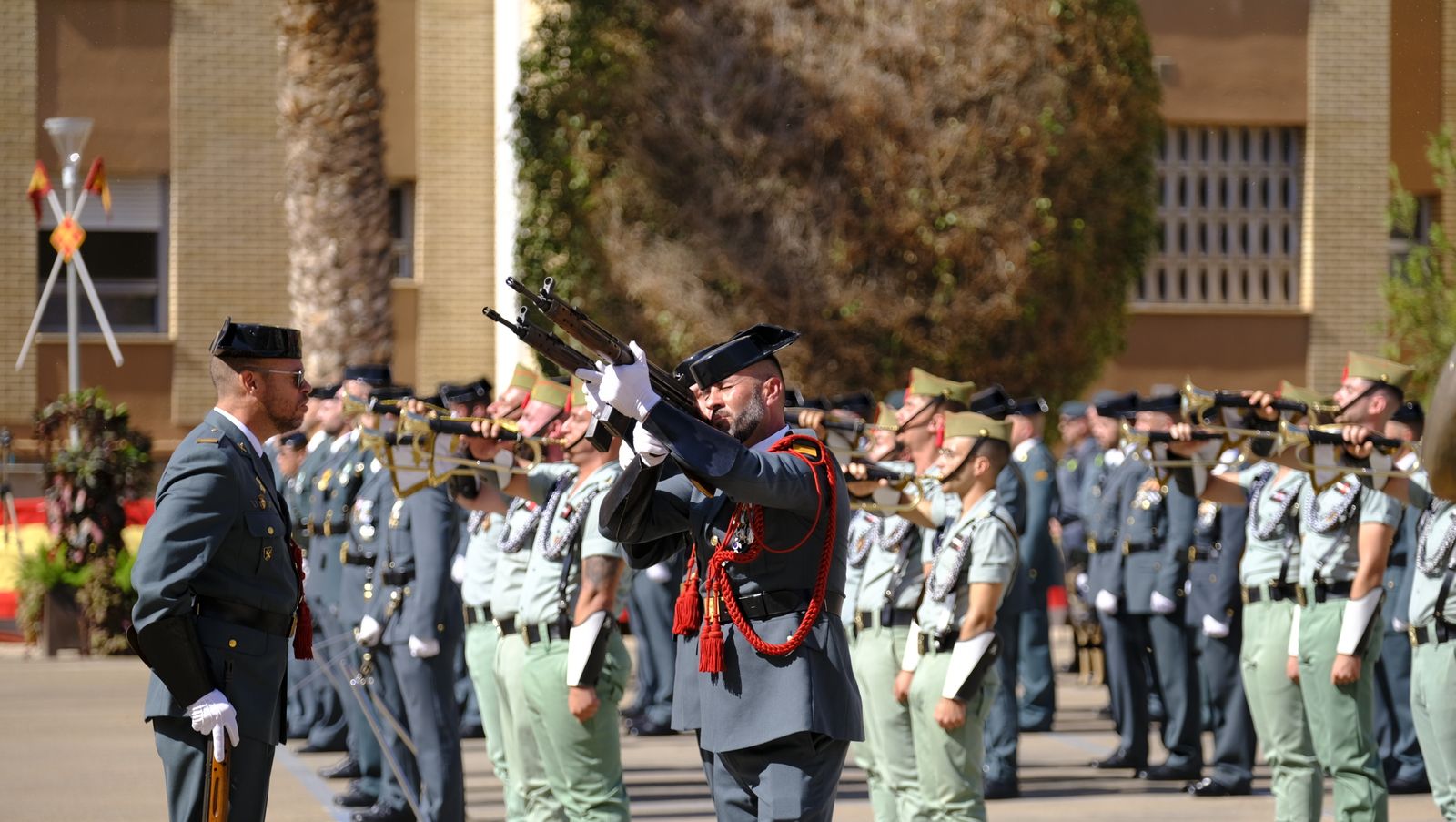 Imágenes de la Festividad del Pilar en la Comandancia de la Guardia Civil de Almería