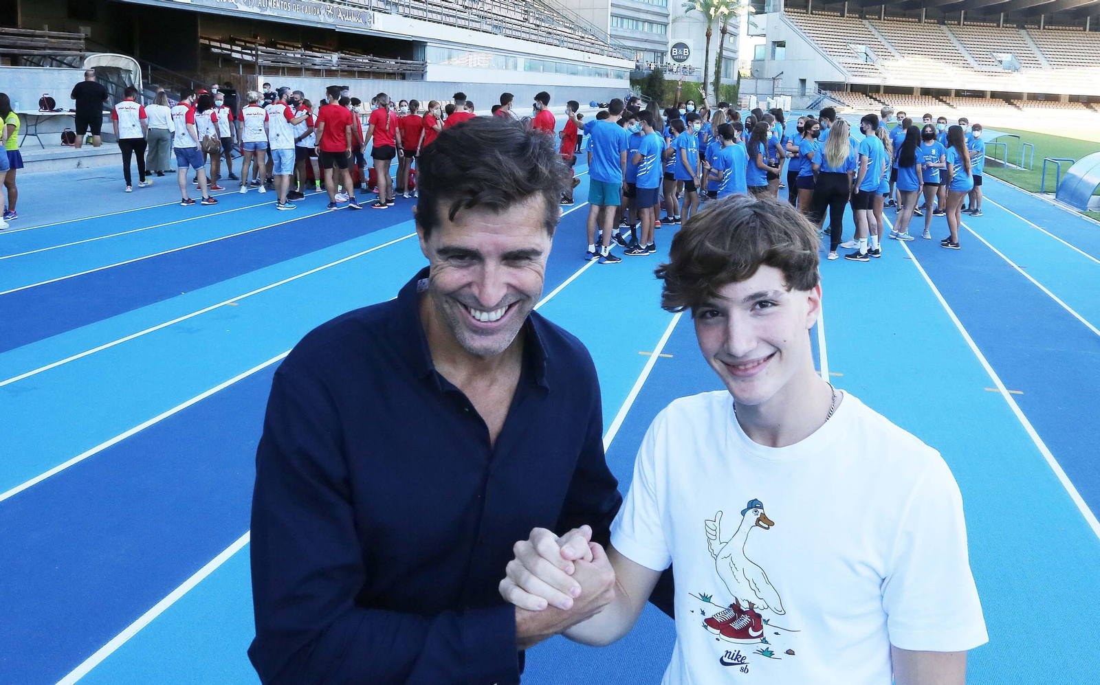 Presentación de las nuevas pistas del Estadio Chapín de Jerez
