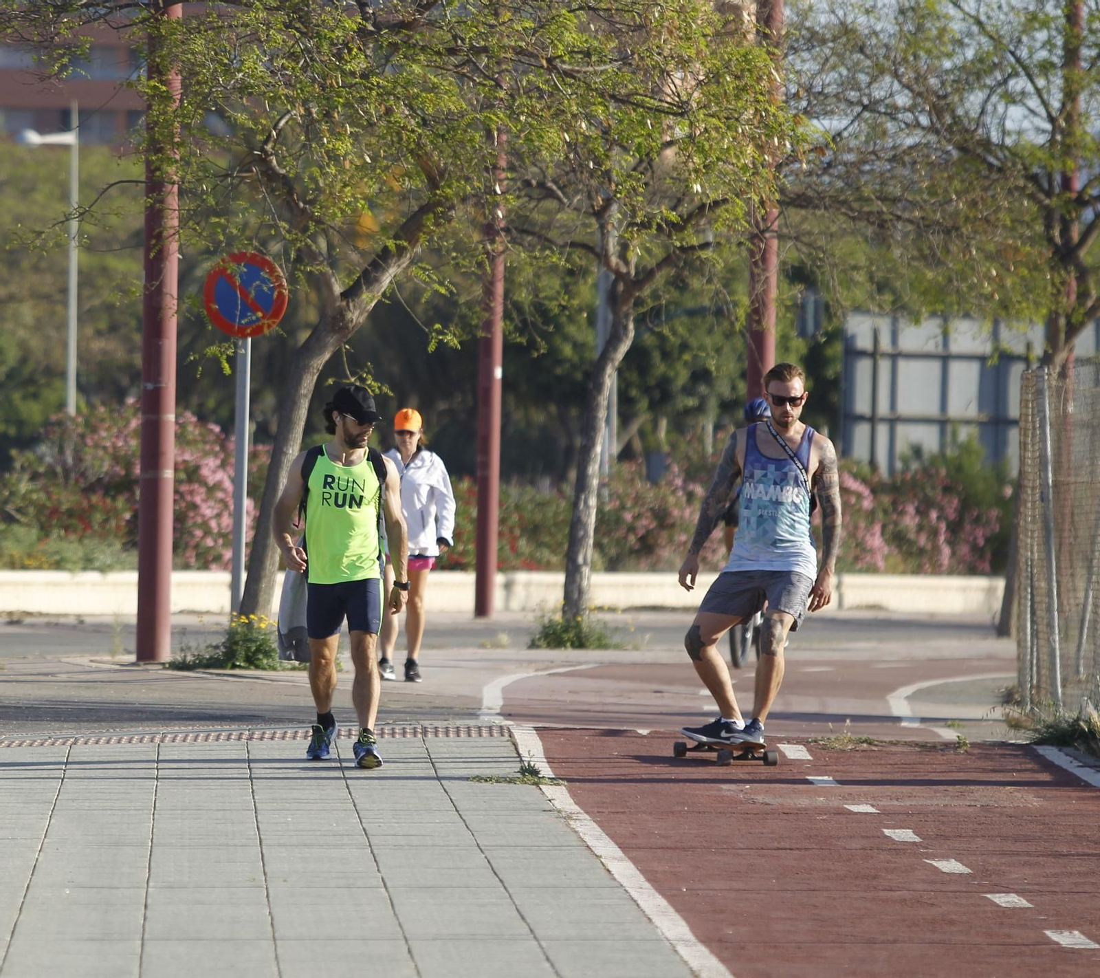 Fotogalería domingo de deporte en coronavirus. COVID-19. Almería