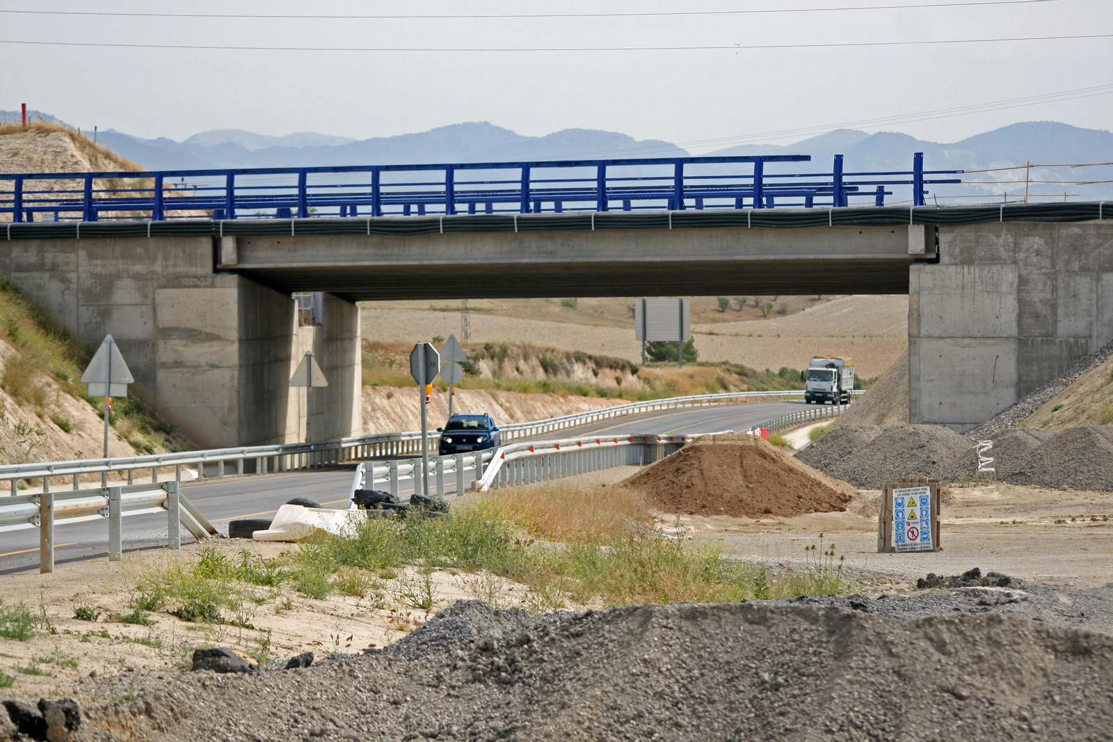 Fotos de las obras de la Segunda Circunvalación de Granada en junio de 2020