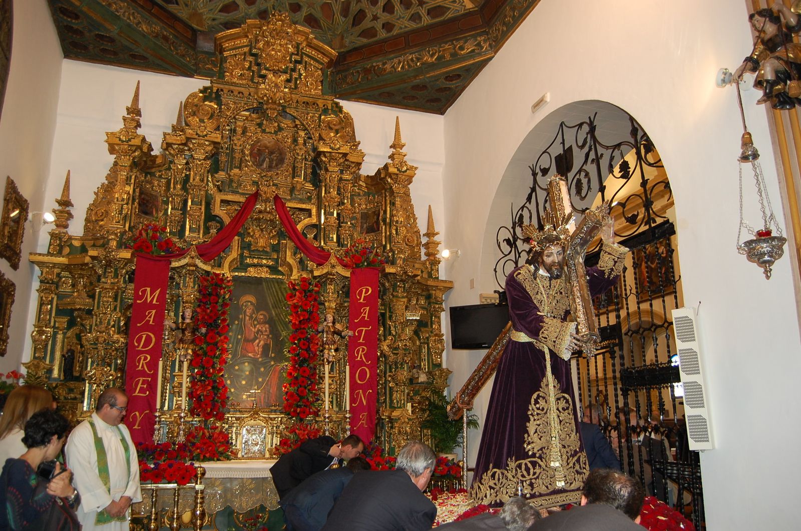 Jesús Nazareno, en su encuentro con la Virgen de Guadalupe.