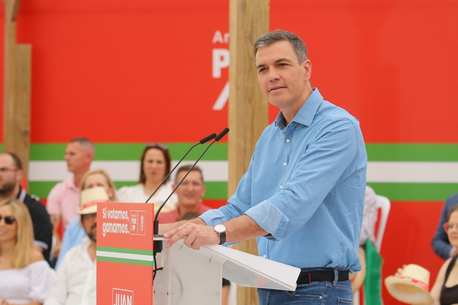 Juan Espadas comienza la campaña electoral con Pedro Sánchez, en imágenes
