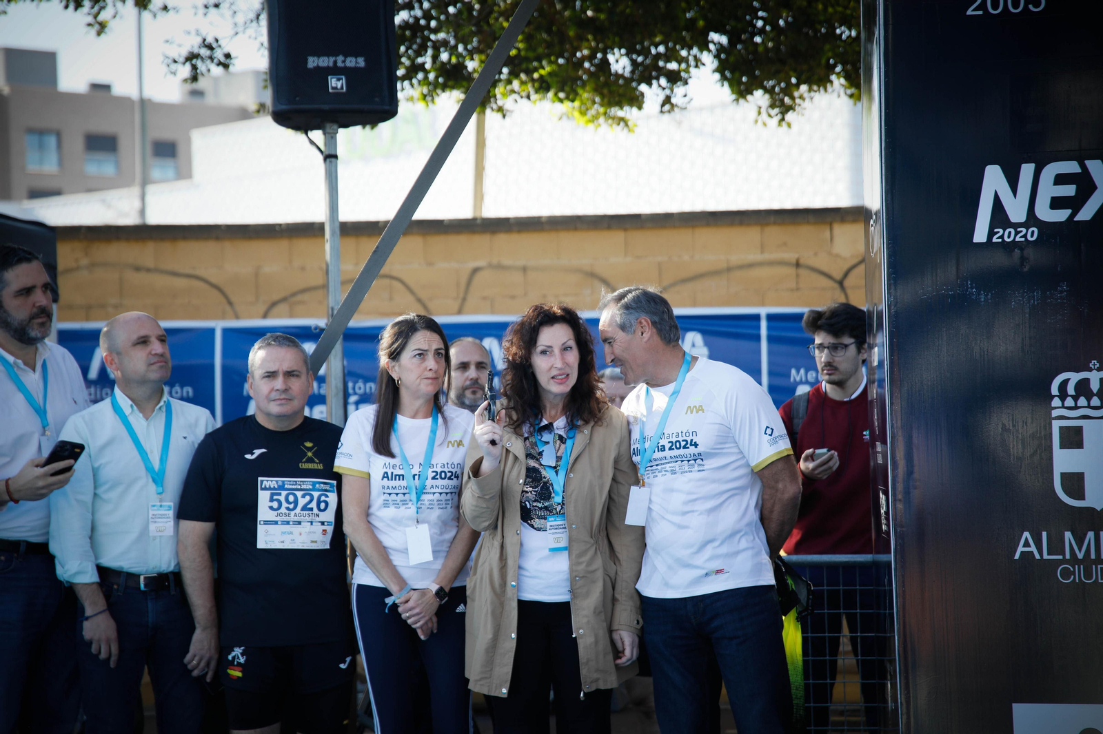 Imágenes de la salida de la Media maratón Ciudad de Almería