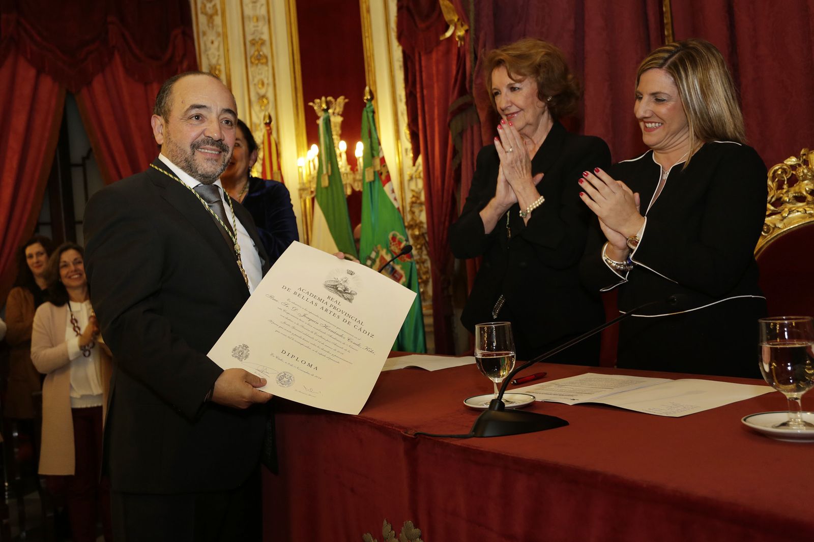 Joaquín Hernández 'Kiki' ingresa en la Real Academia de Bellas Artes