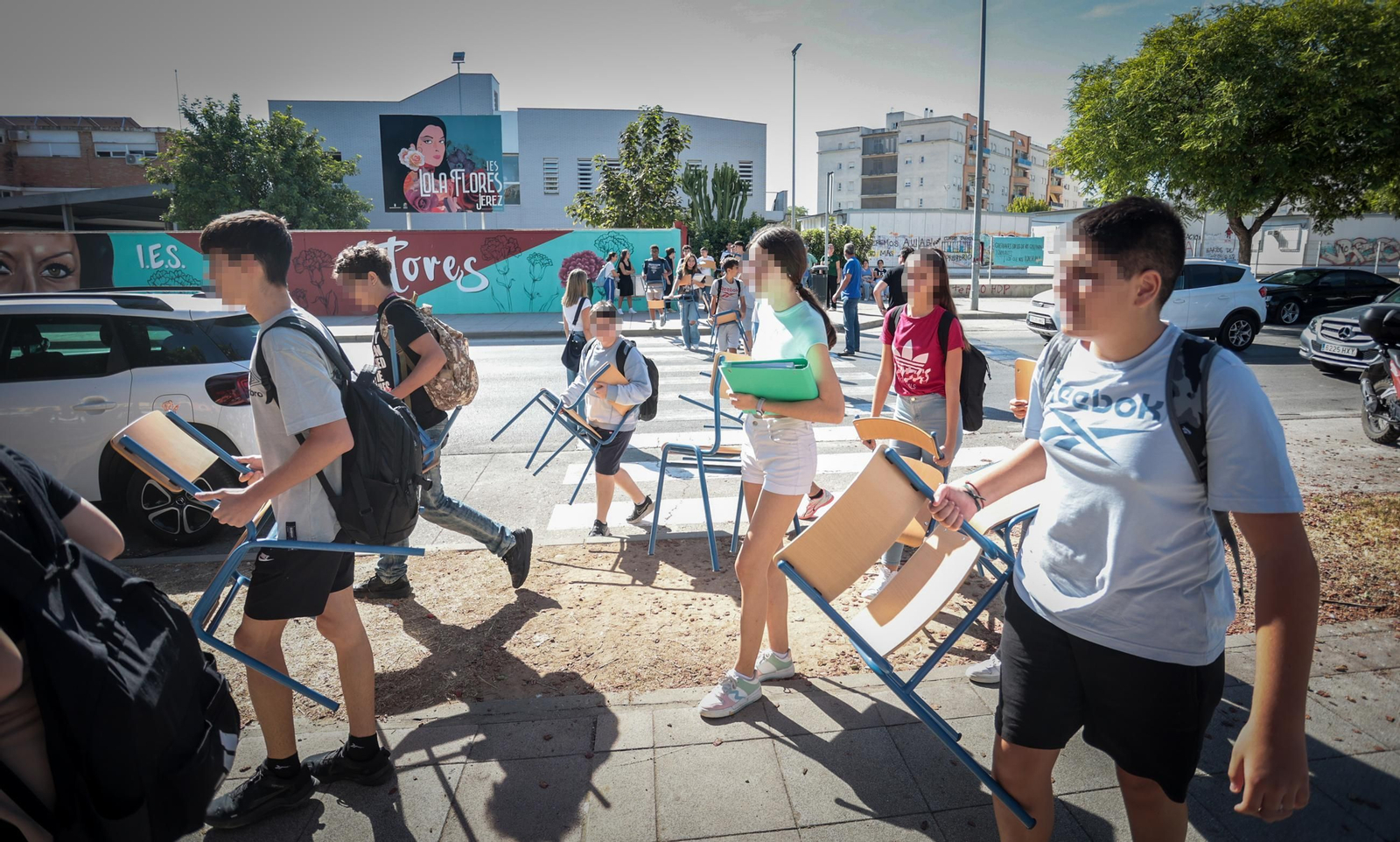 Imágenes de las clases en la calle del I.E.S. Lola Flores