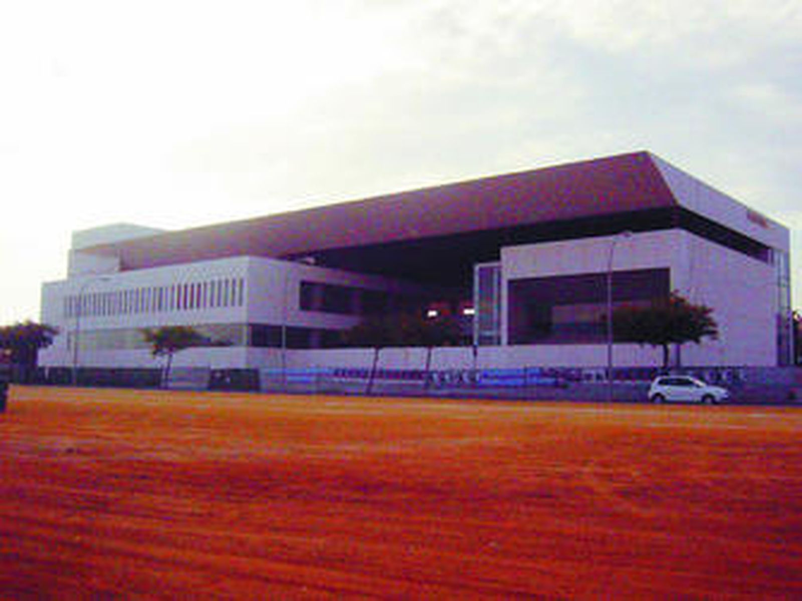 Estado de las obras casi acabadas del palacio de congresos.