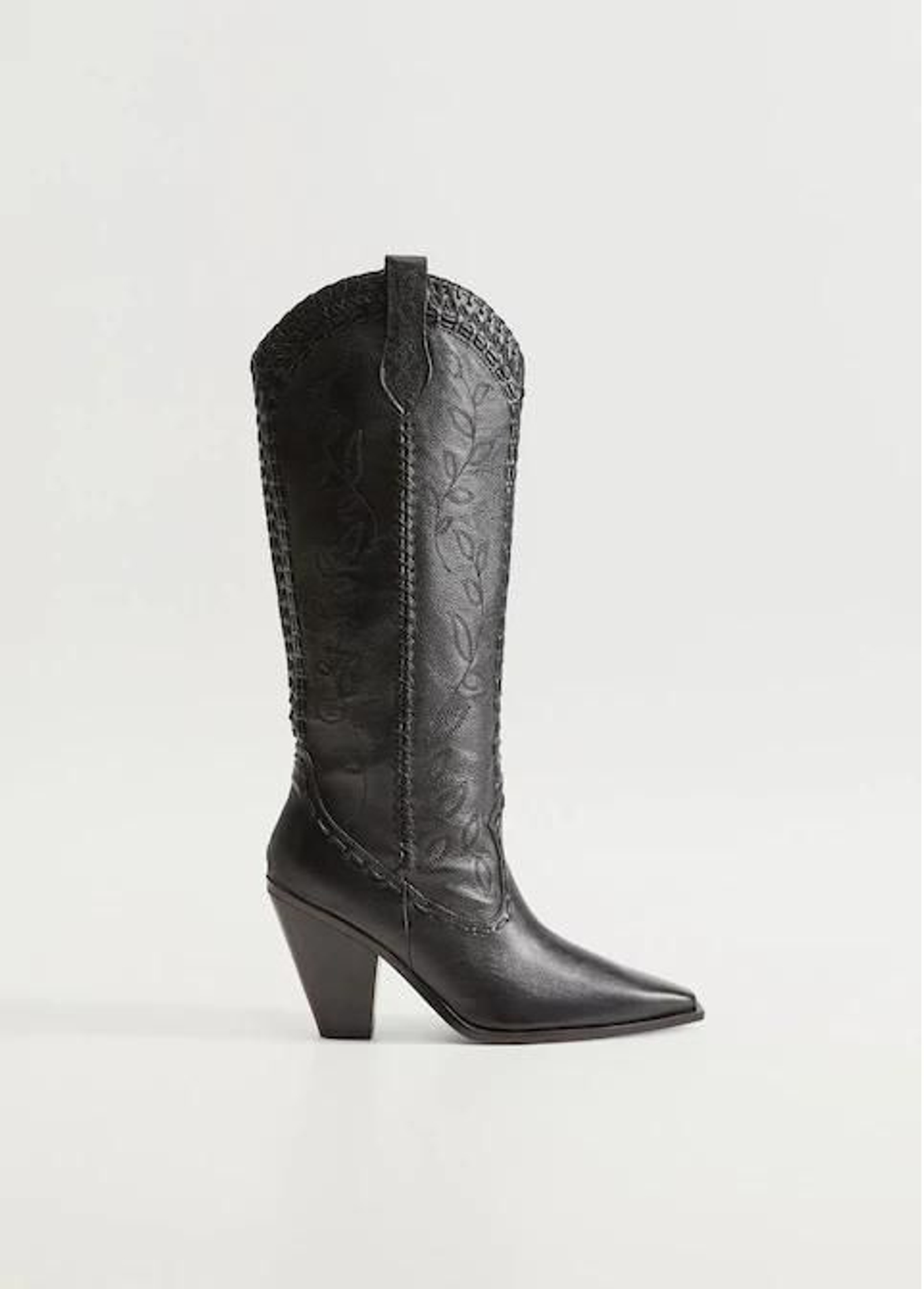 Las botas que vas a querer llevar todos los días y con todos tus 'looks'