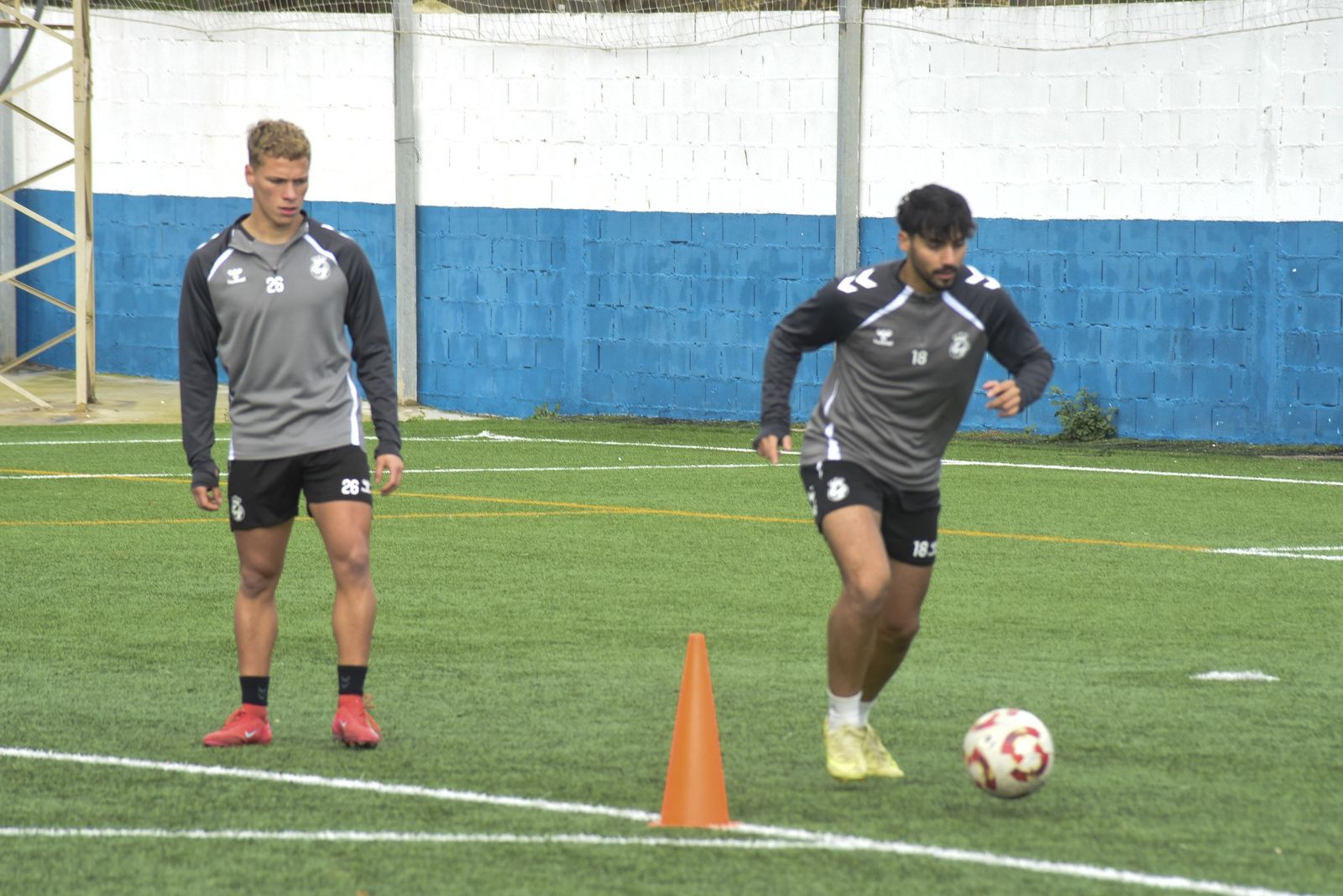 Las fotos del entrenamiento de la Balona previo a su vuelta a la competición en Castilleja