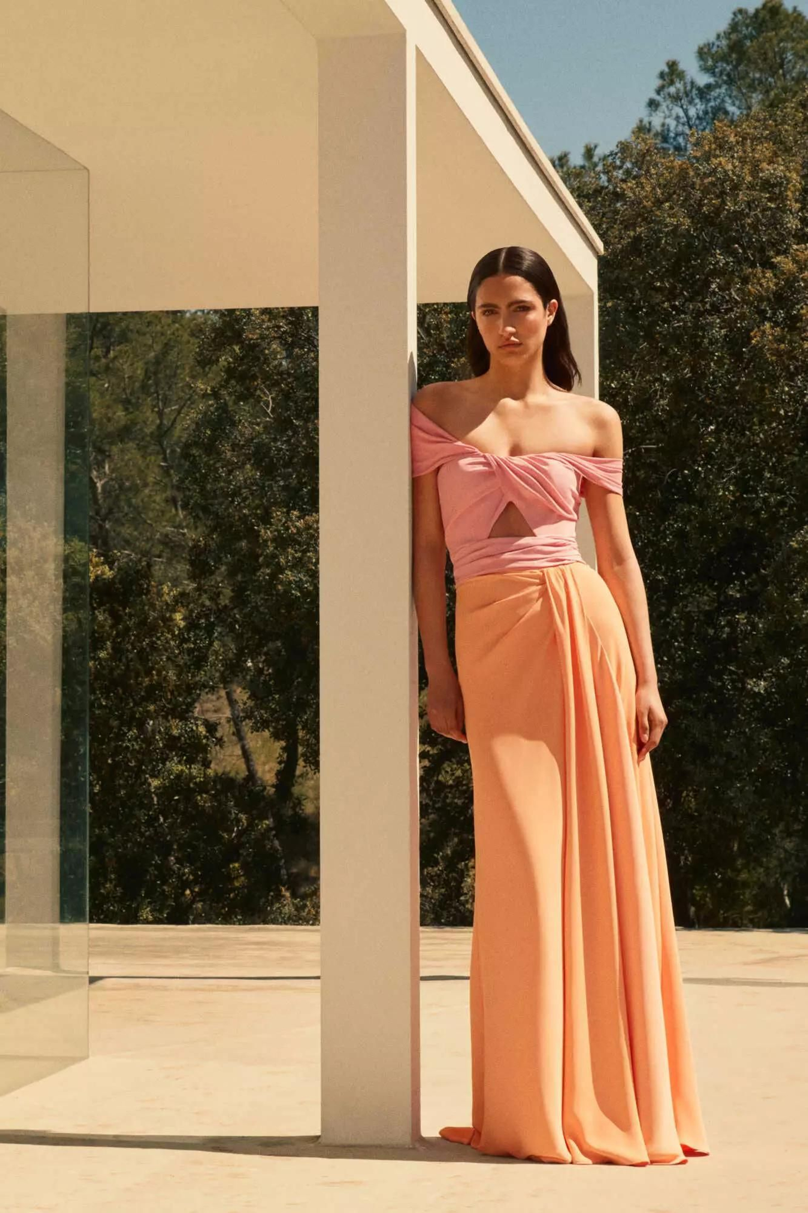 Así es el diseño que Ana Boyer llevó en la boda de su hermana, Tamara Falcó.