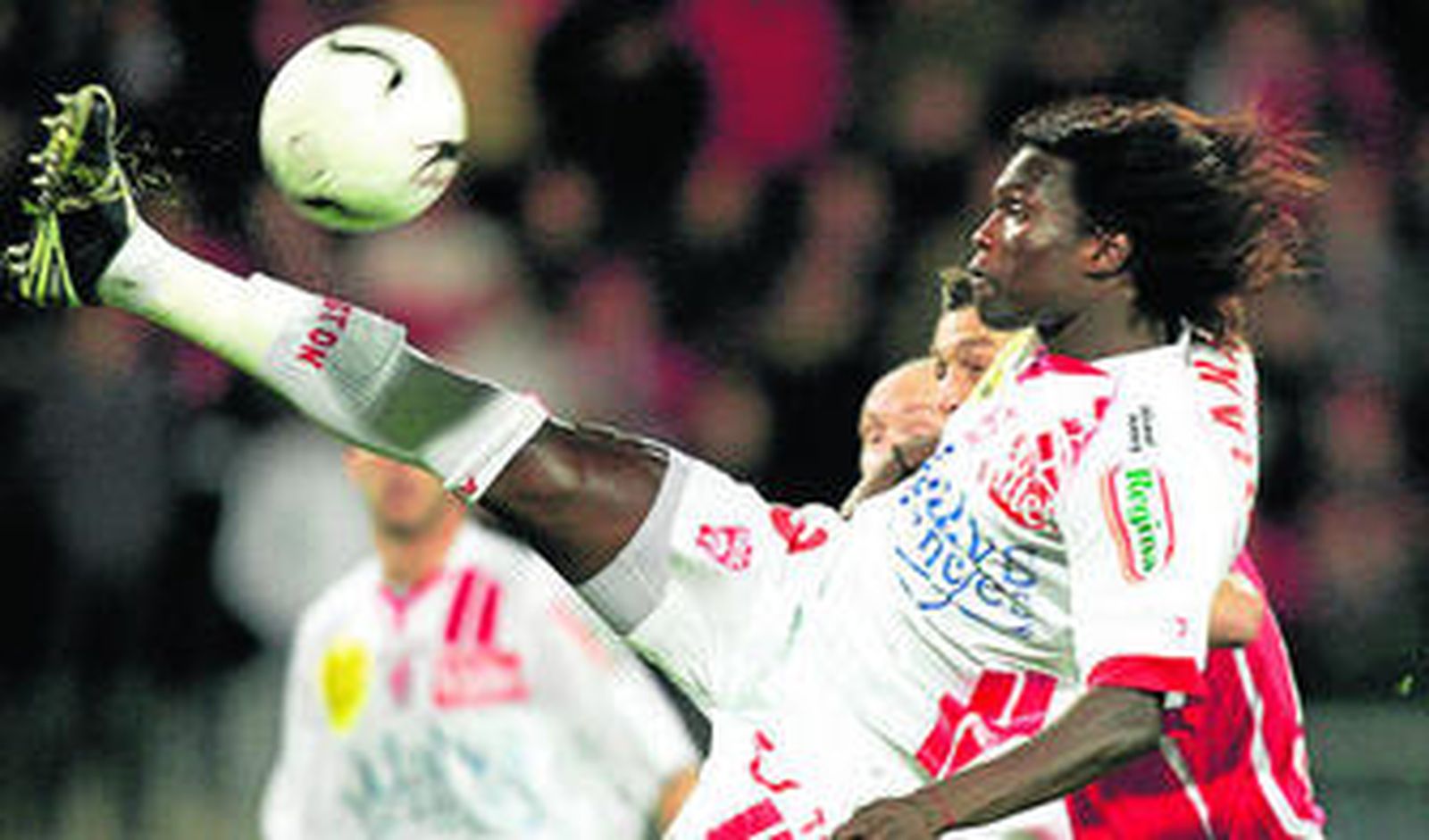 El senegalés Diakhaté en su etapa en el Valenciennes de la Liga Francesa.