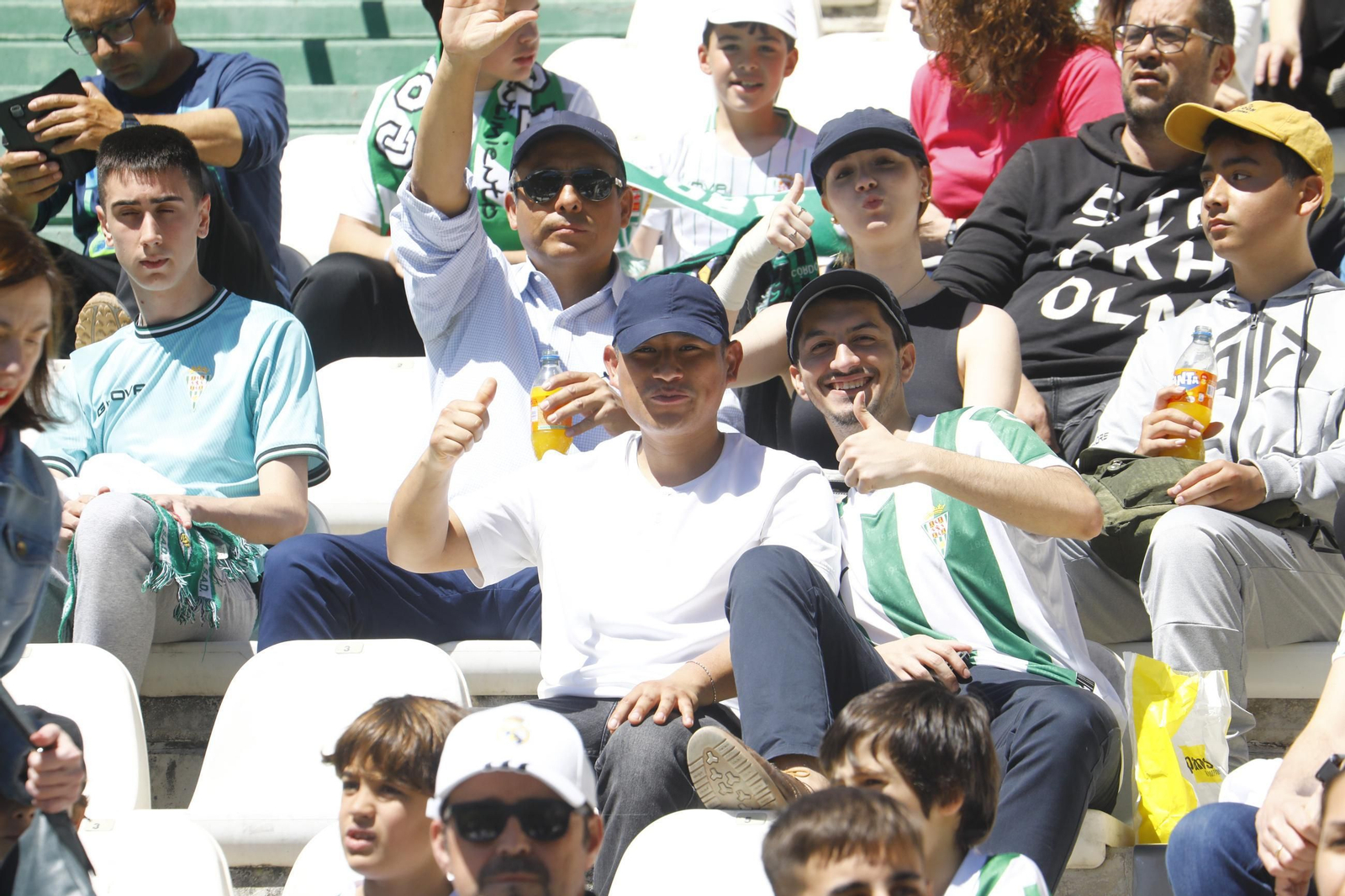Las fotos del ambiente en El Arcángel para el Córdoba CF - Elche