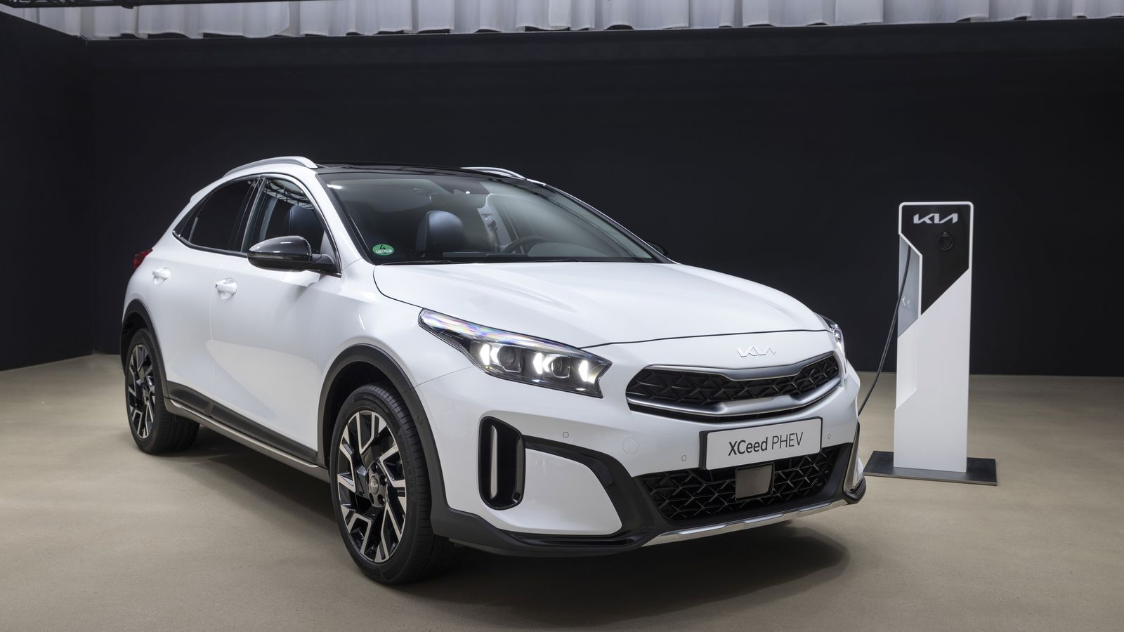 Todos los XCeed, cualquiera que sea el motor con el que cuenten y el nivel de acabado, modifican su frontal.