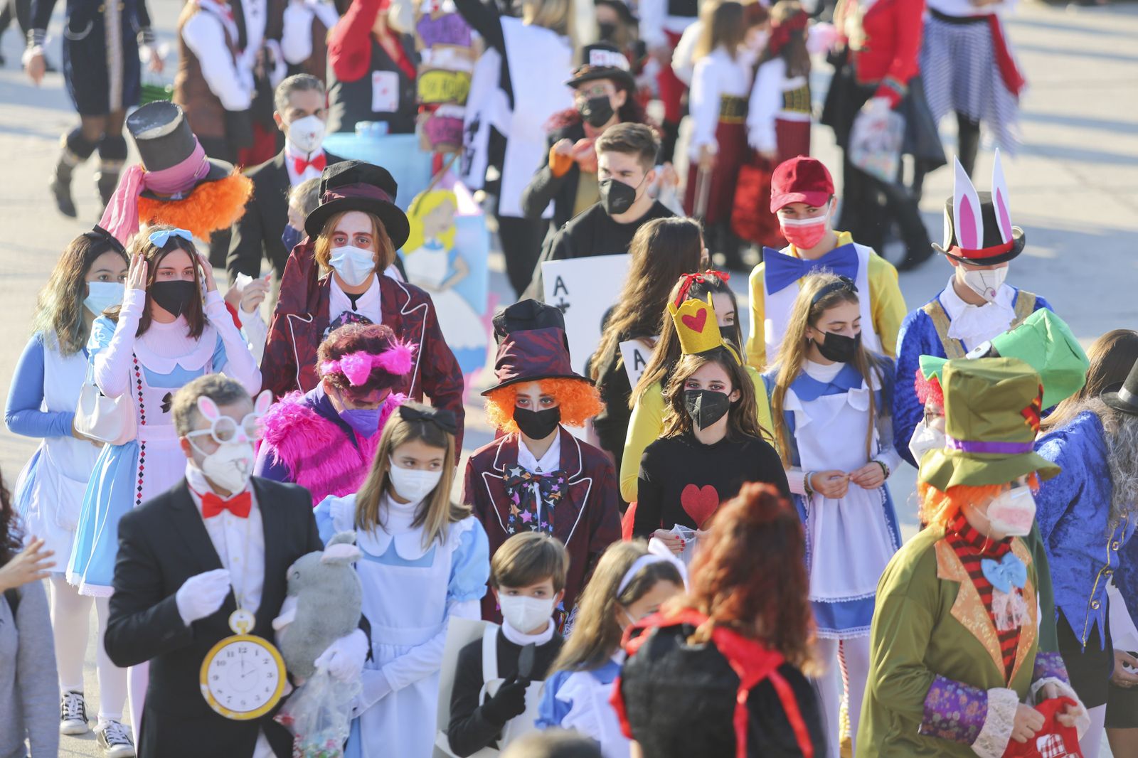 La cabalgata de Reyes recorre Puerto de la Torre, en Málaga, en fotos